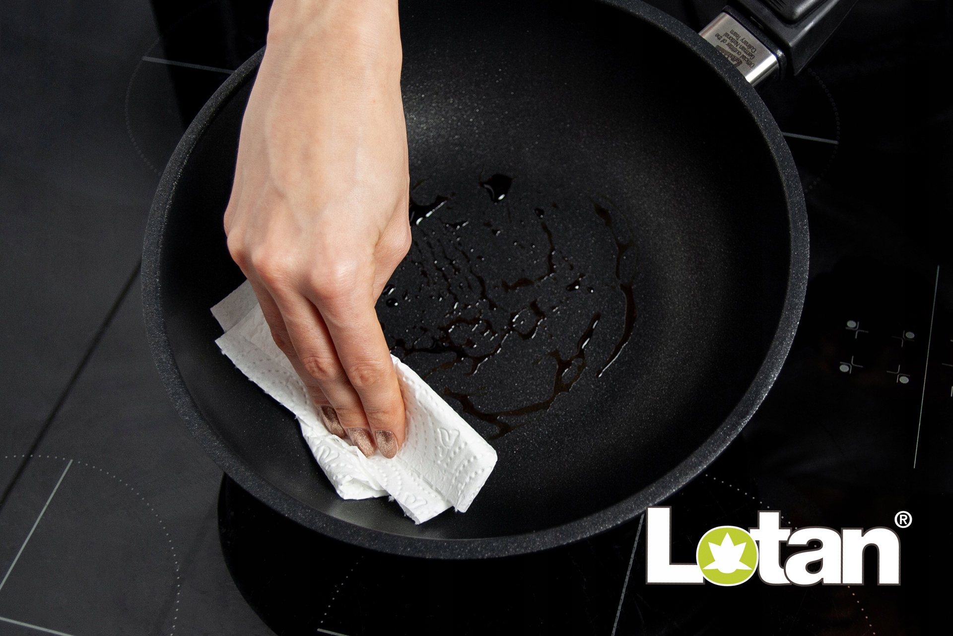 Patelnia AMT Gastroguss WOK 28 cm Marka AMT Gastroguss