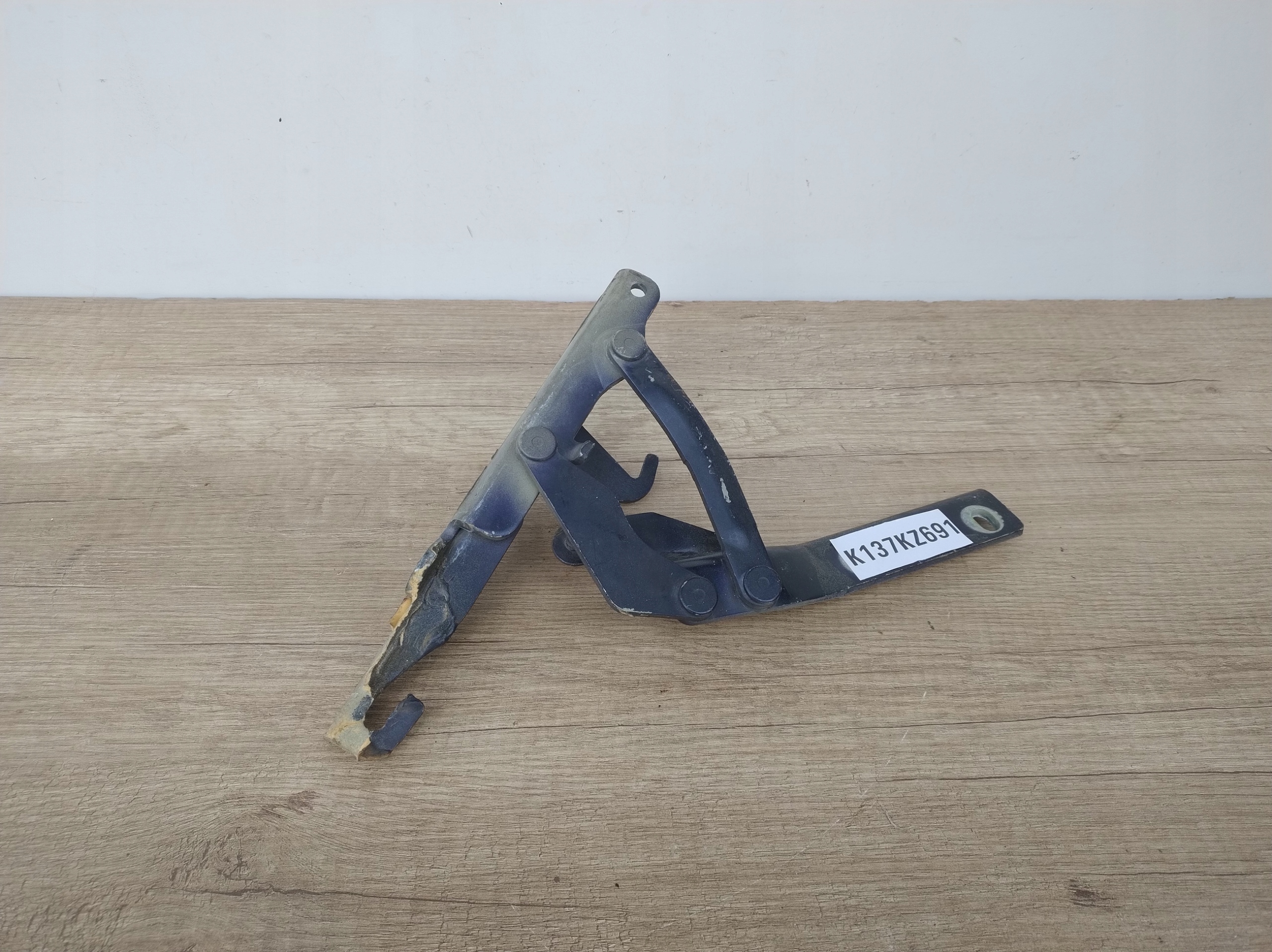 left hinge bonnets ALFA ROMEO 166 60661409 K137KZ691