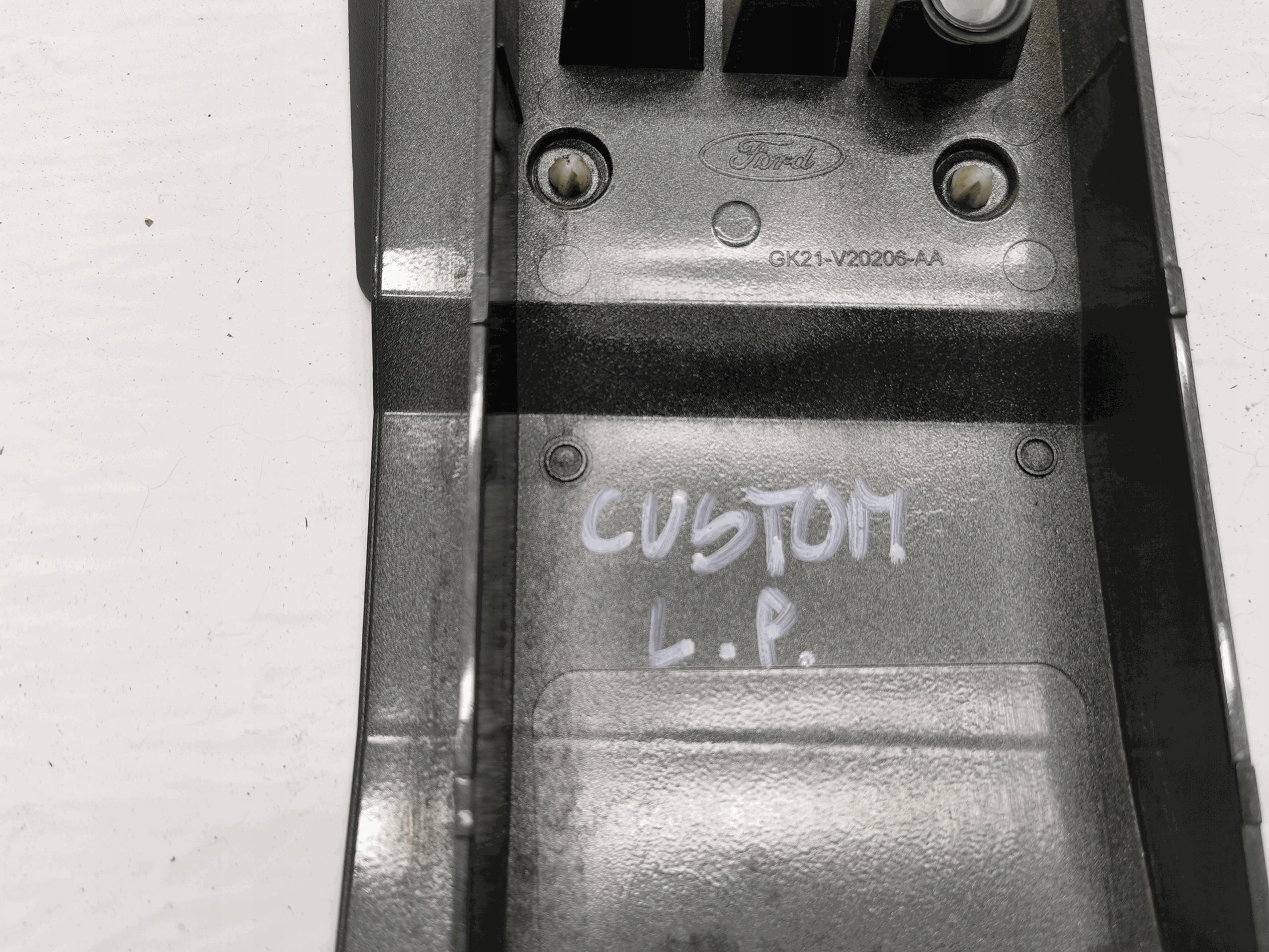 LISTWA BOCZNA FORD CUSTOM I LIFT GK21-V20206-AA Wersja Europejska