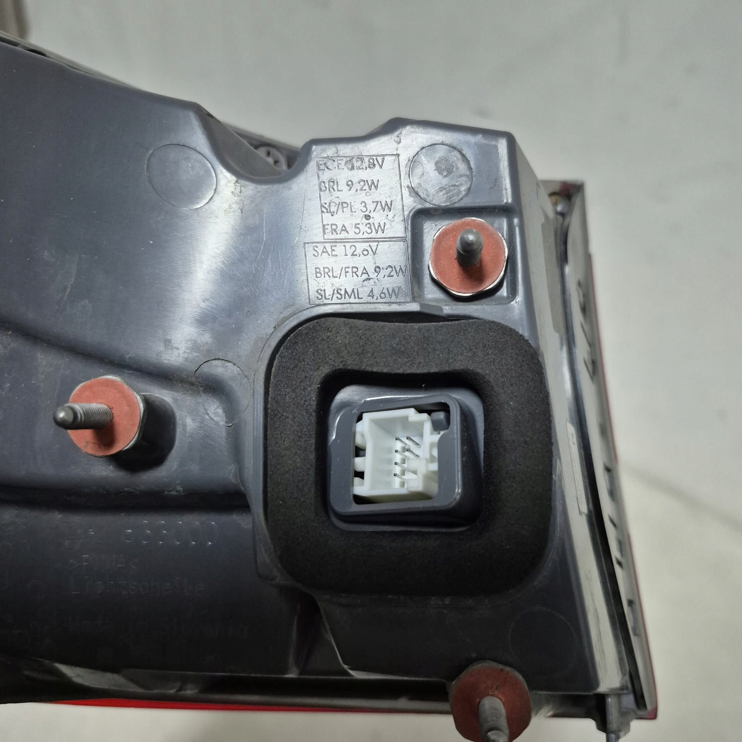 MERCEDES E-KLASA W213 KOMBI 16-20 light rear part rear right
