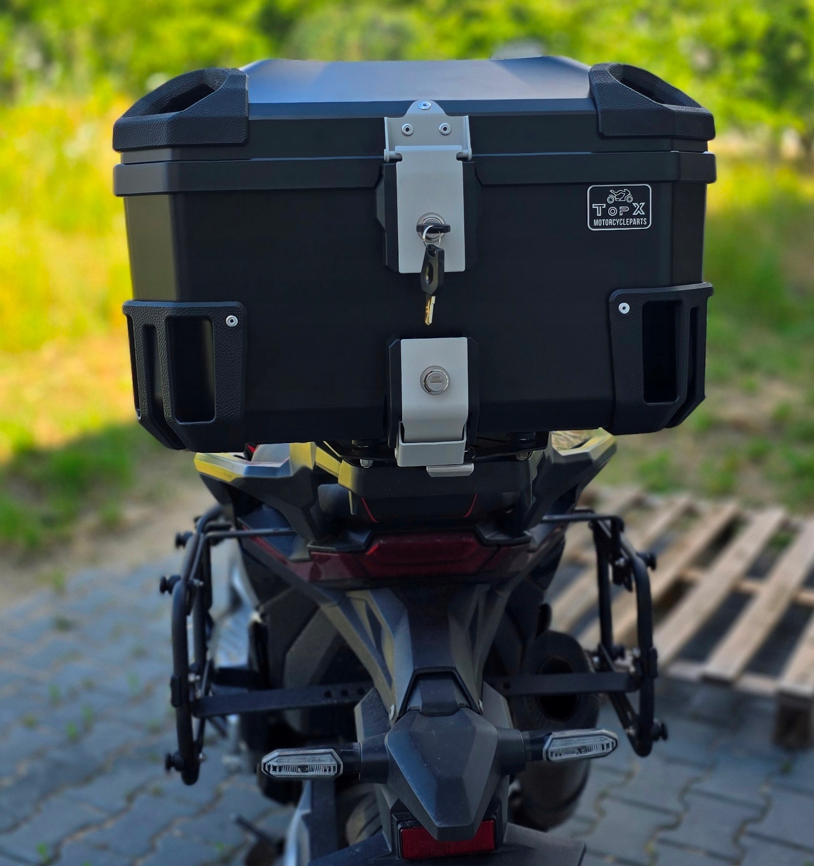 Motocyklový kufr centrální Abs 48L Boston TopX Honda Nc Xadv Cbr Cb Cbf XL