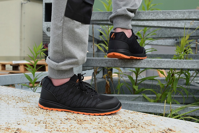 BUTY SPORTOWE MĘSKIE ADIDASY LEKKIE ROBOCZE 40 Kod producenta BTEXsb