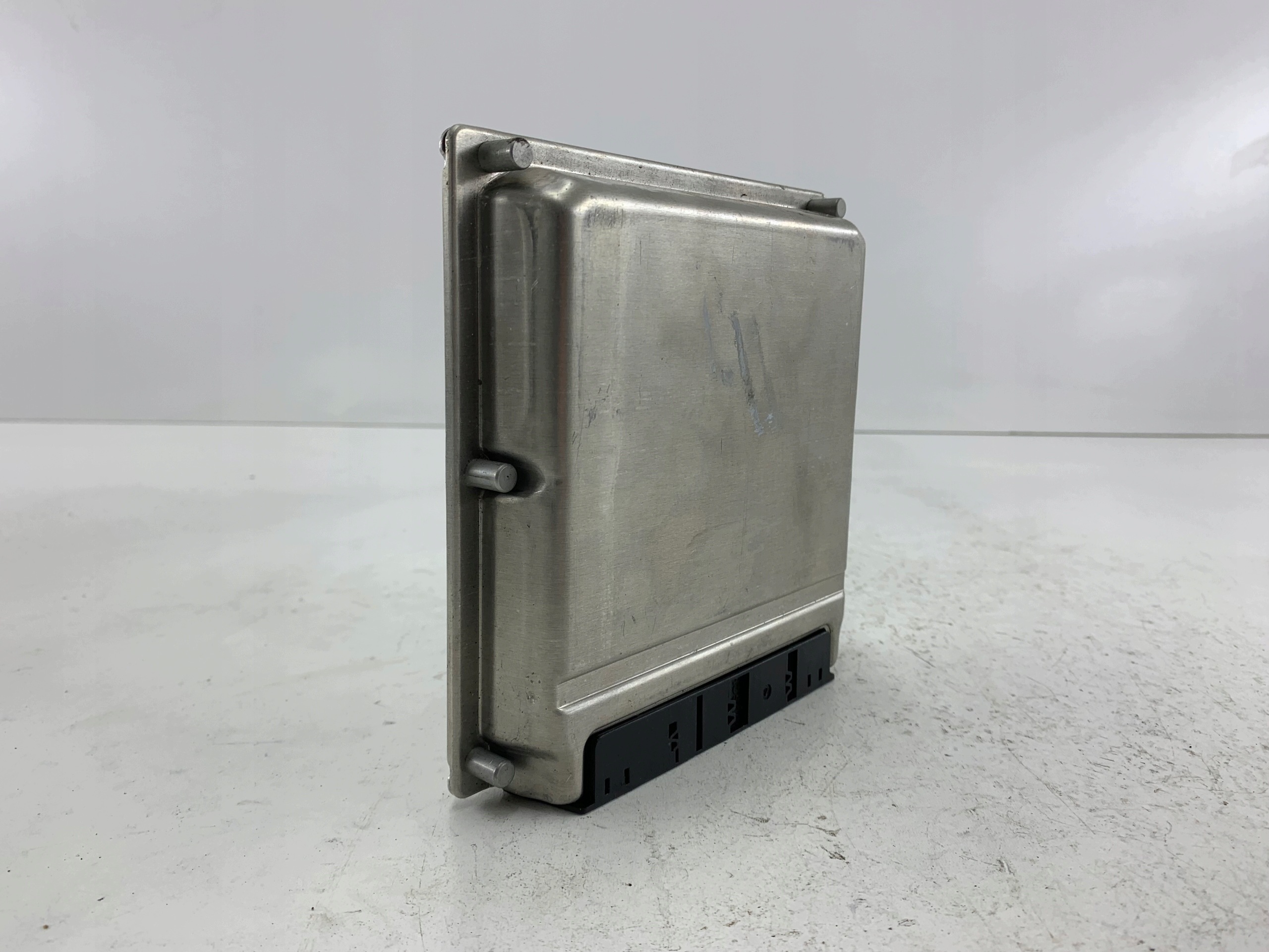 MERCEDES W203 2.2 CDI unité de commande électronique uce moteur A0001531379