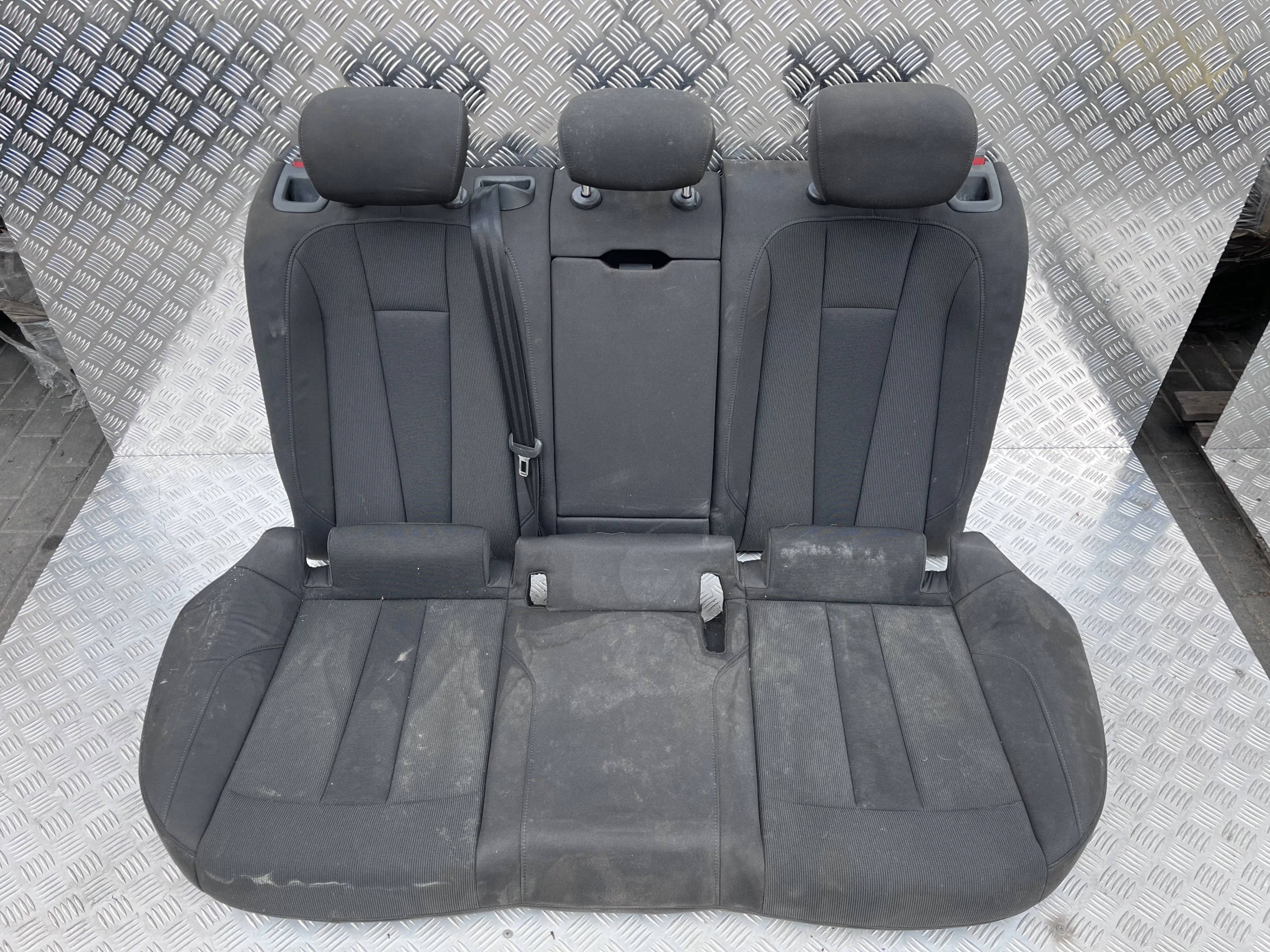 KANAPA TYŁ TYLNA AUDI A4 B9 15- SEDAN