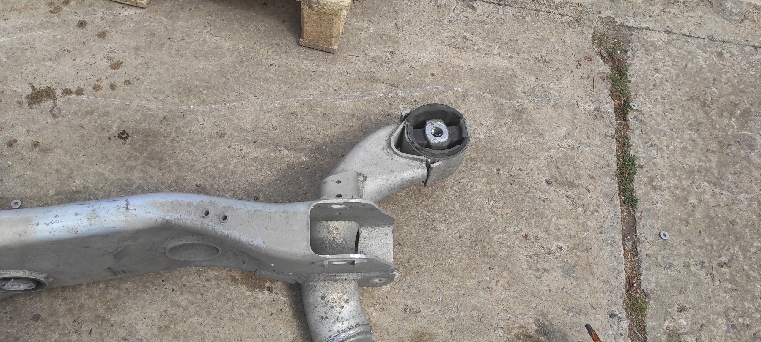 Achsträger Achsträger bmw heck hinten 7 E65 6768610