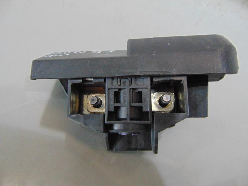 KLEMA AKUMULATORA OSLONA AUDI Q5 10R 2 0 TDI Car type Passenger cars