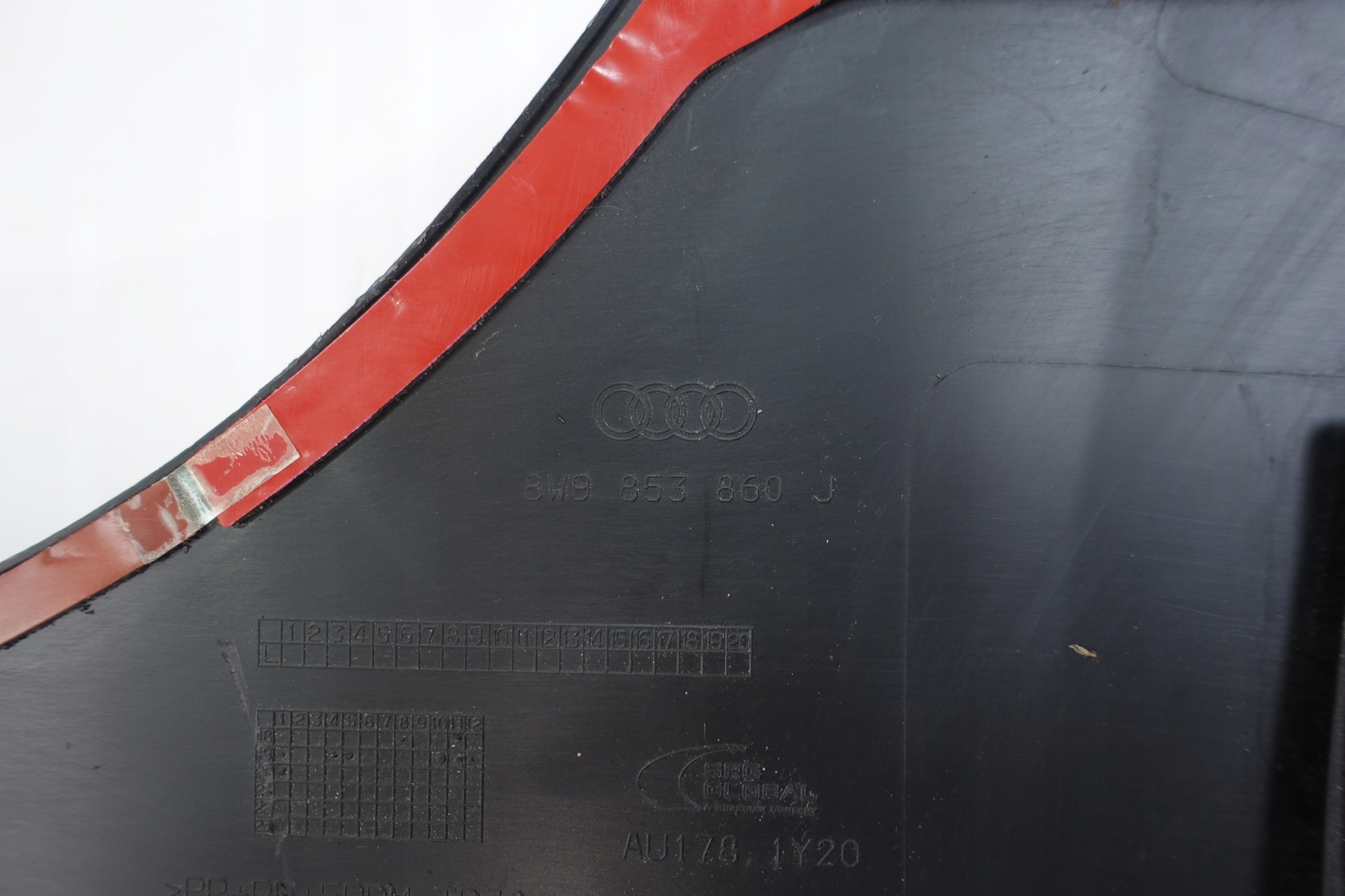 moulding threshold right AUDI A4 B9 LIFT KOMBI ALLROAD