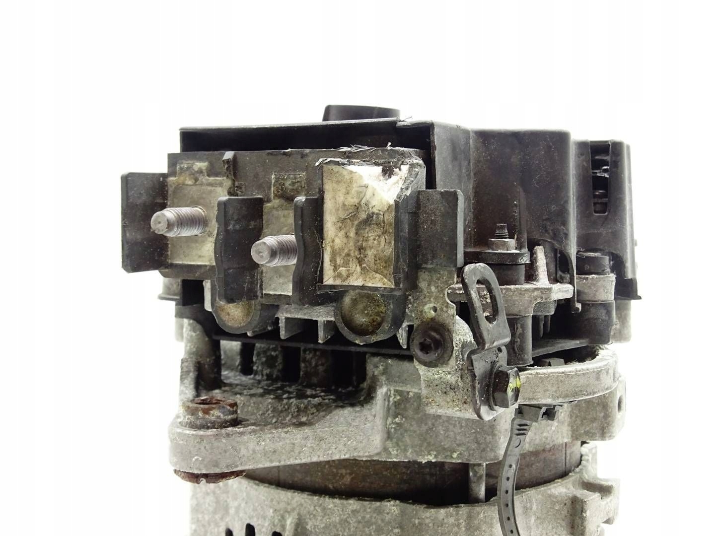 KIA CEED III CRDI 48V ALTERNATOR 363002U100 252812U304