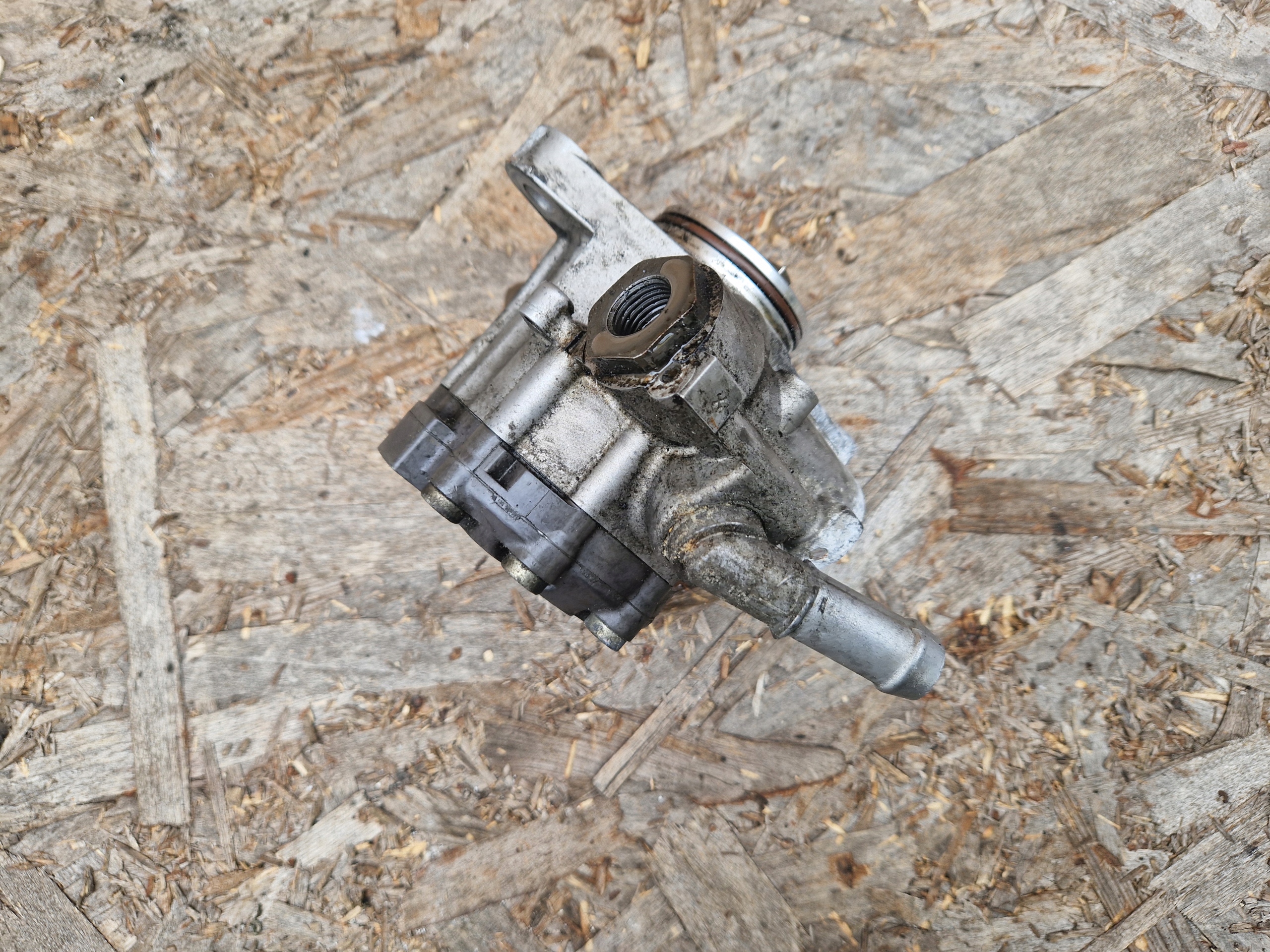 servo pump FIAT DUCATO IVECO DAILY 504243641