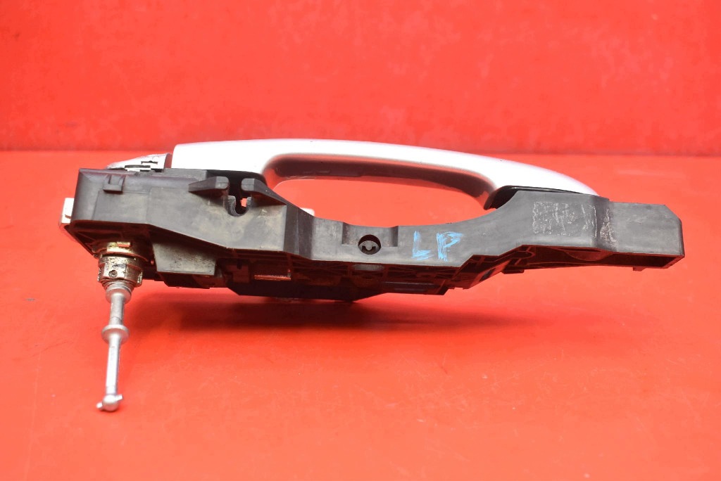 handle left front front SREBRNA 2.52.447 RENAULT CLIO 4 IV LIFT 16-19