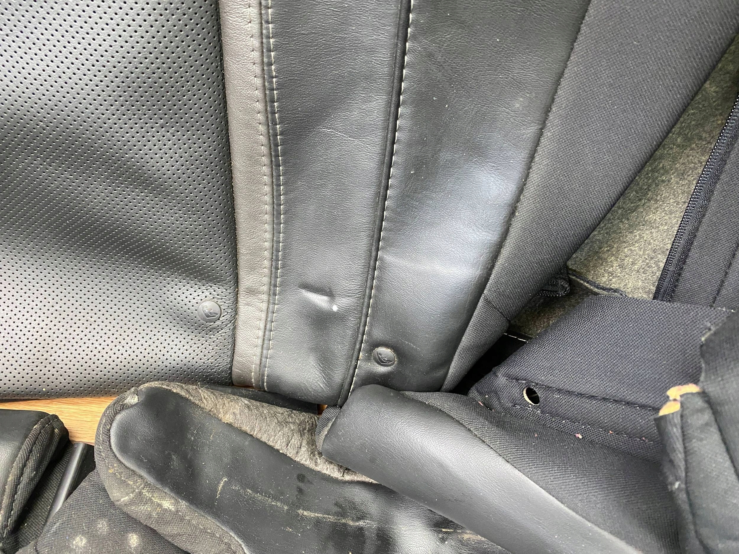 complete inner upholstery leather seats Dodge Charger 2015+