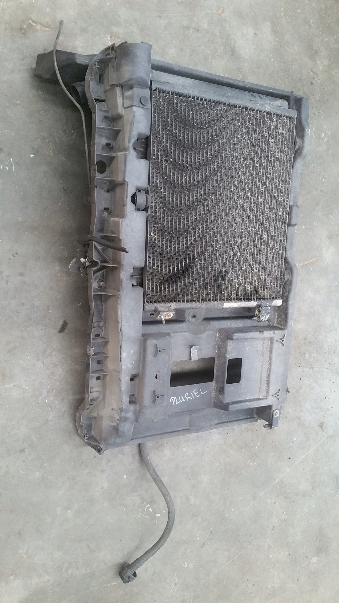 support panel for radiators pillar iron Citroen Pluriel