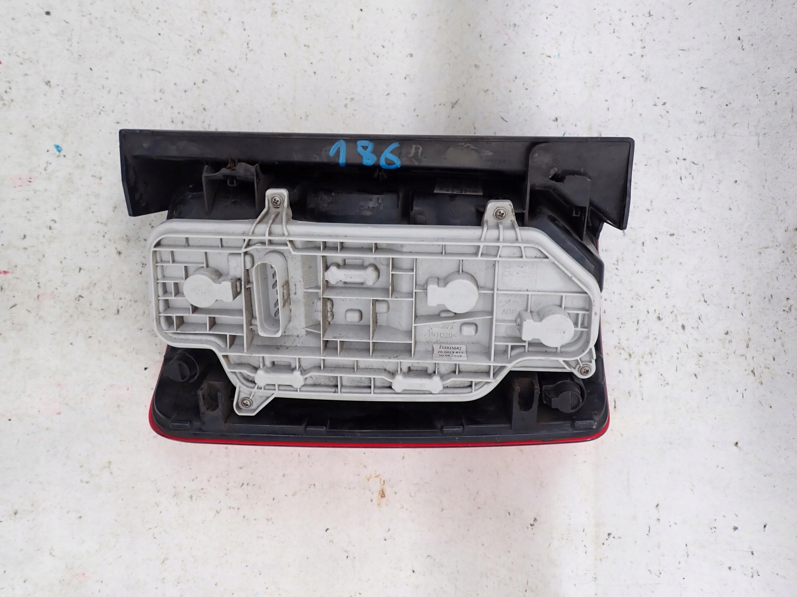 VW CADDY IV 20- light left rear part rear
