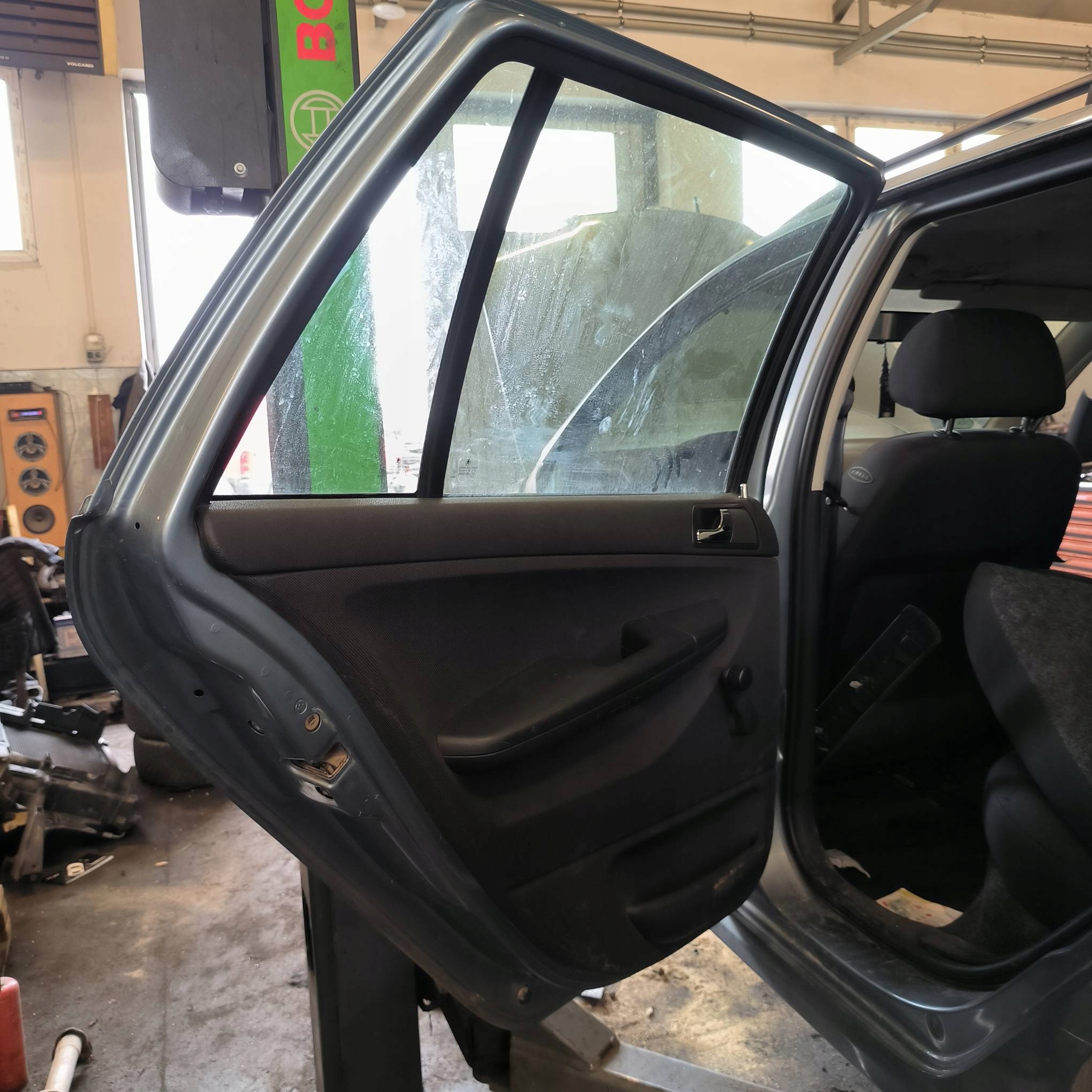 Tür links heck SKODA FABIA und