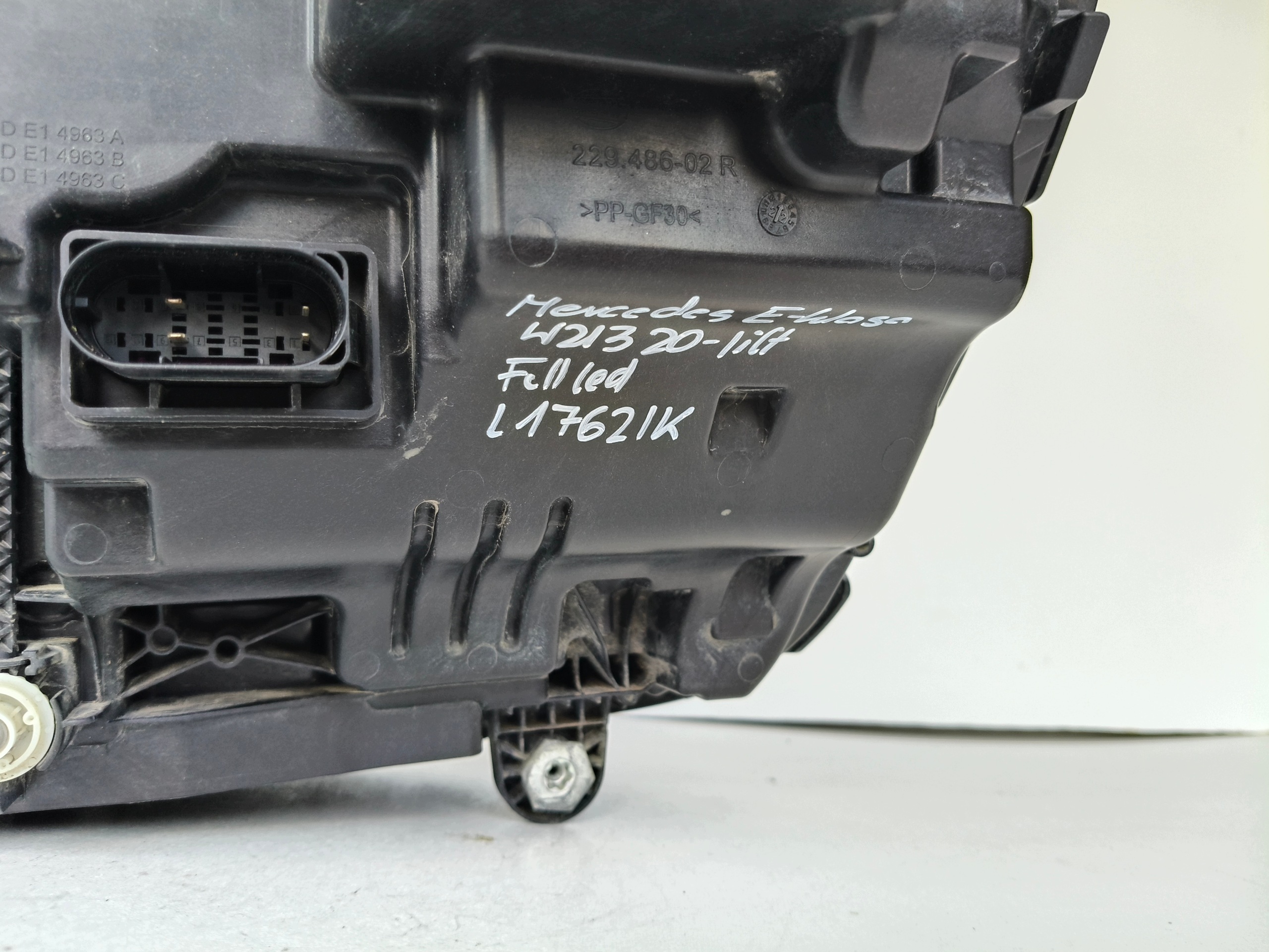 light right MERCEDES E-KLASA W213 20- LIFT FULL LED