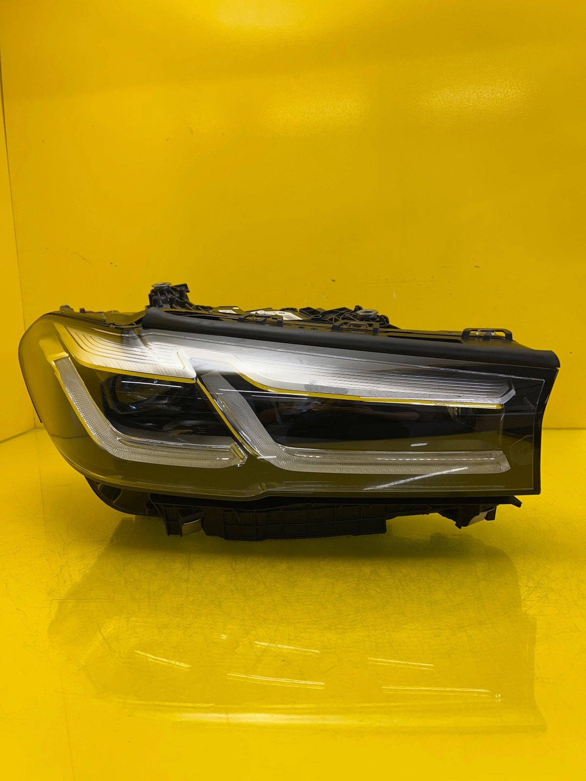 light right BMW 5 G30 G31 Lift Full Led 9850582-06