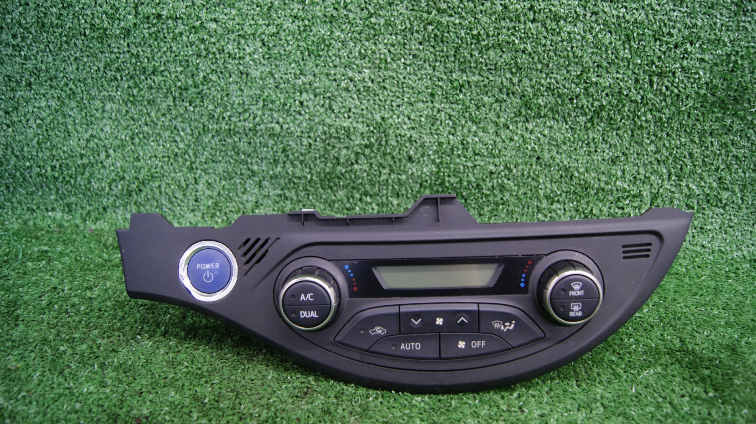 control panel air conditioning devices TOYOTA YARIS 3 82711-60640 2015