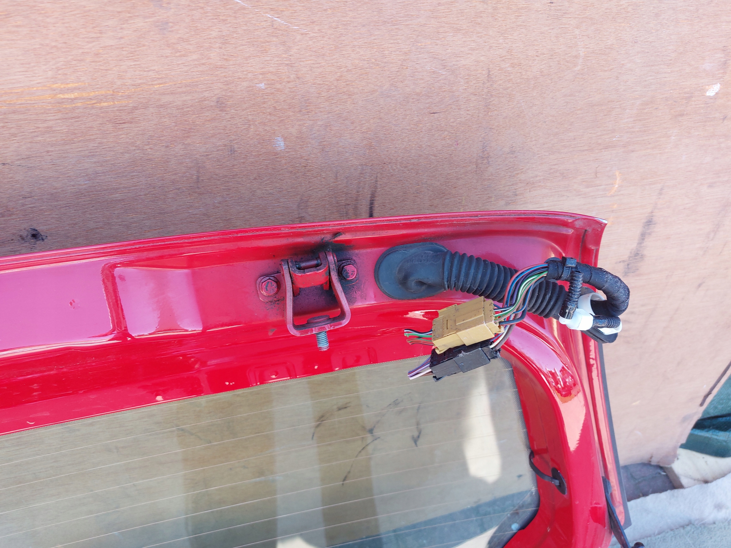 boot door VW UP 12r red LY3D
