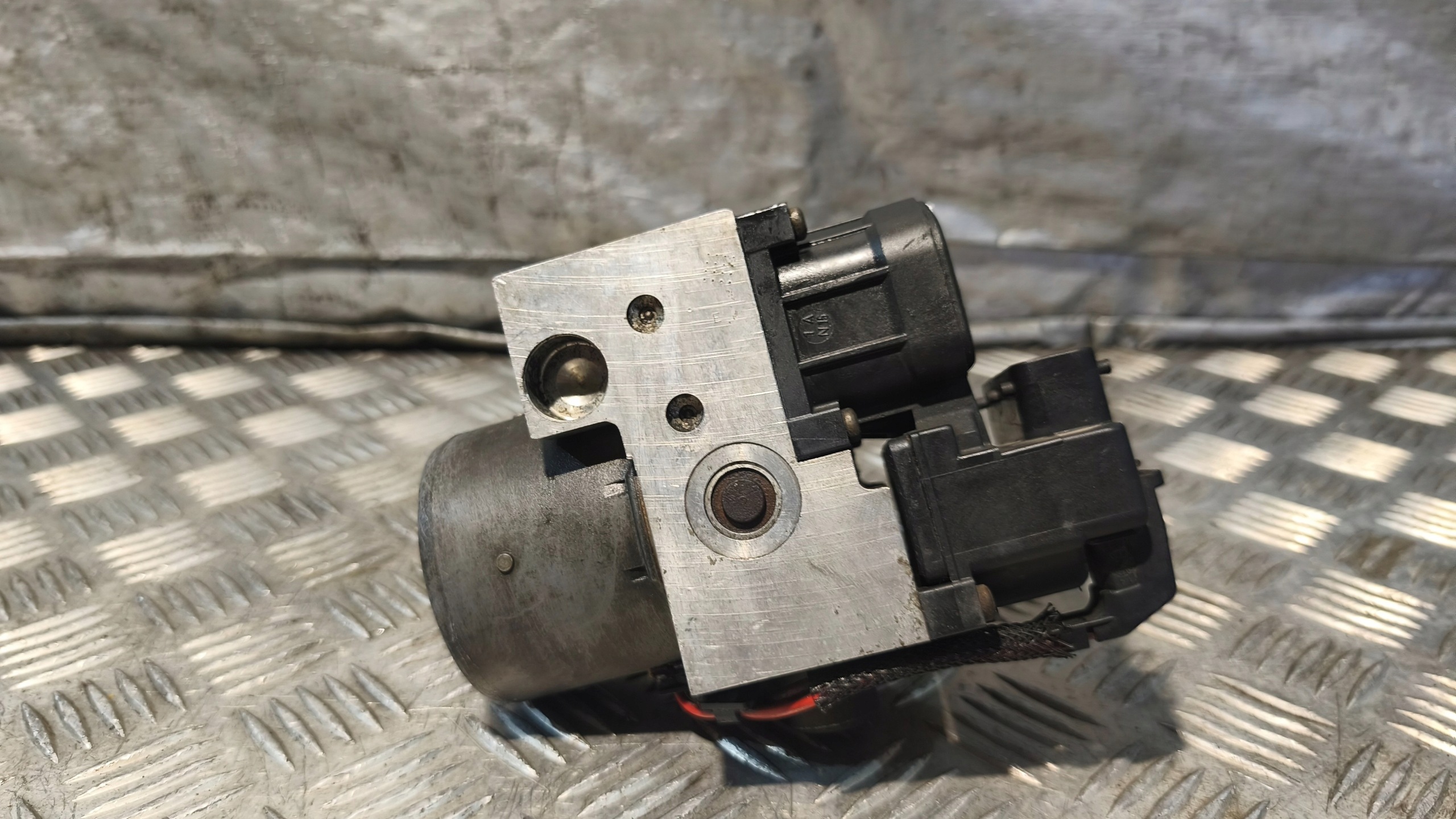 Pompa ABS AUDI A4 B5 1999r 1.9TDI 0265216559