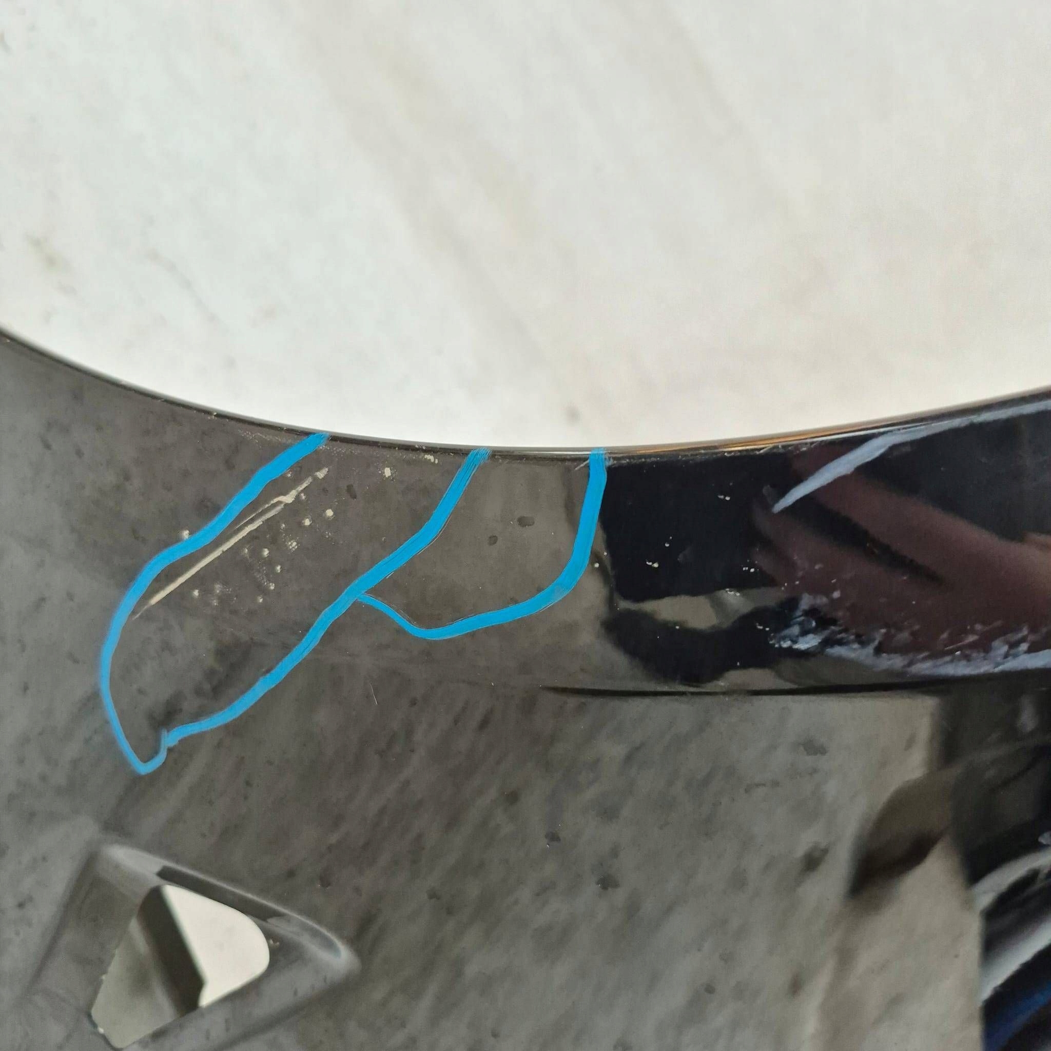 TESLA MODEL 3 17- fender left front front 1097253-00-F