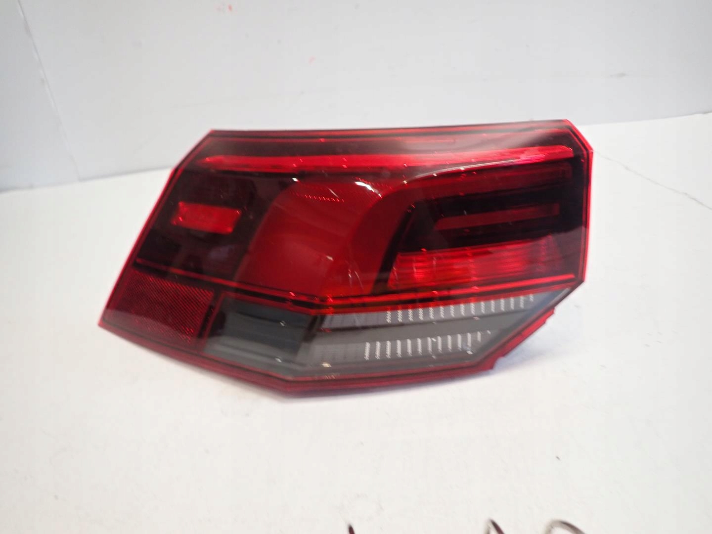 light rear part rear left VW GOLF VIII HB 2020- 5H0945095B