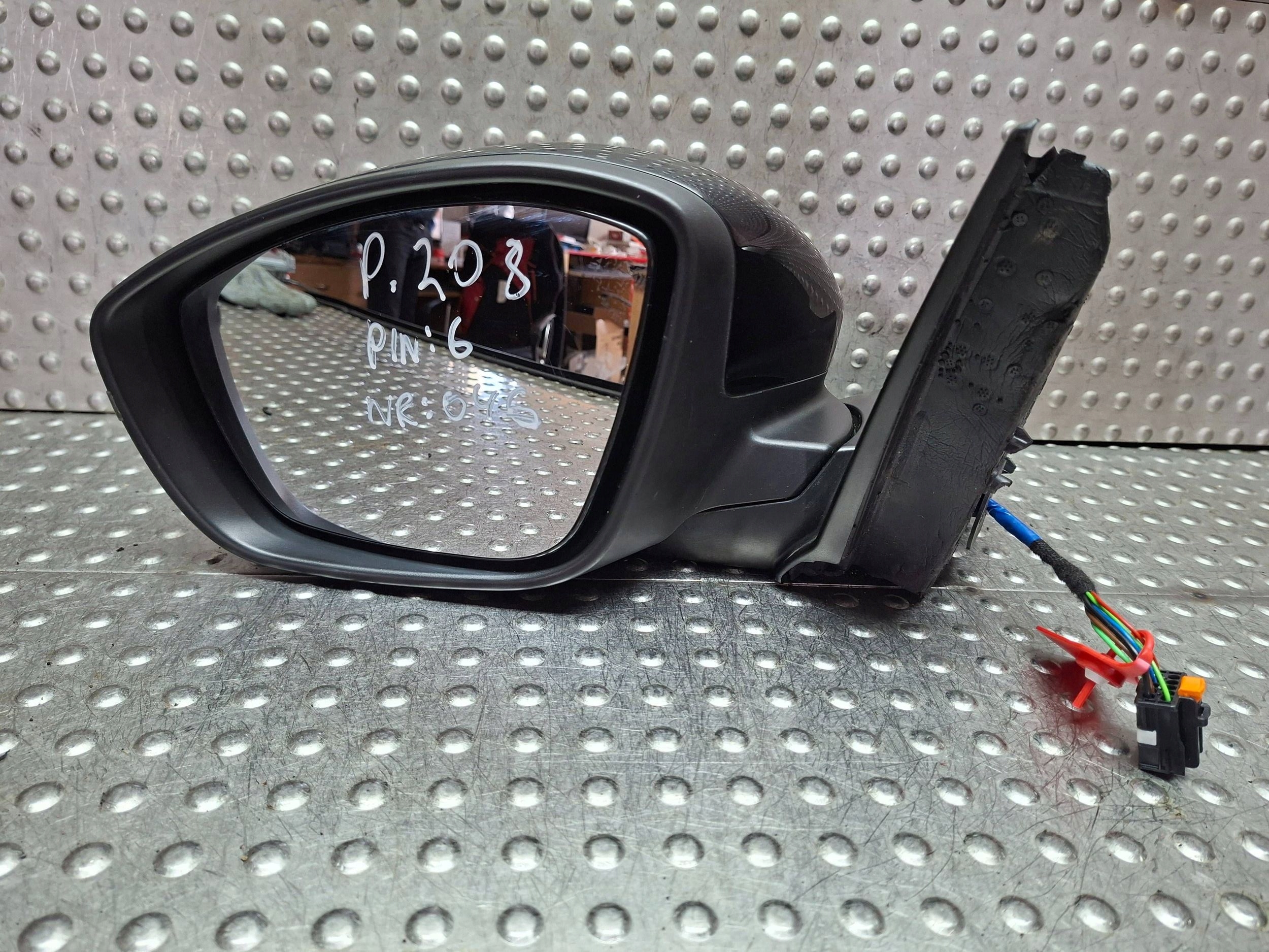 mirror exterior left 6 PIN PEUGEOT 208 II 2019