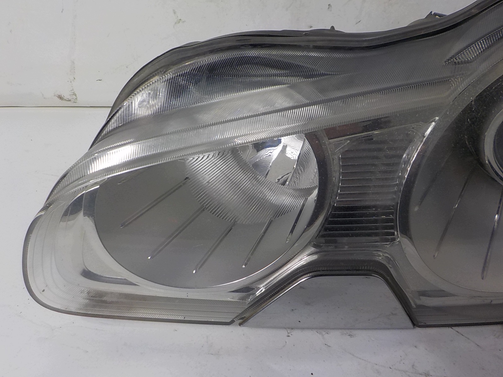 JAGUAR XF X250 light left front front UK