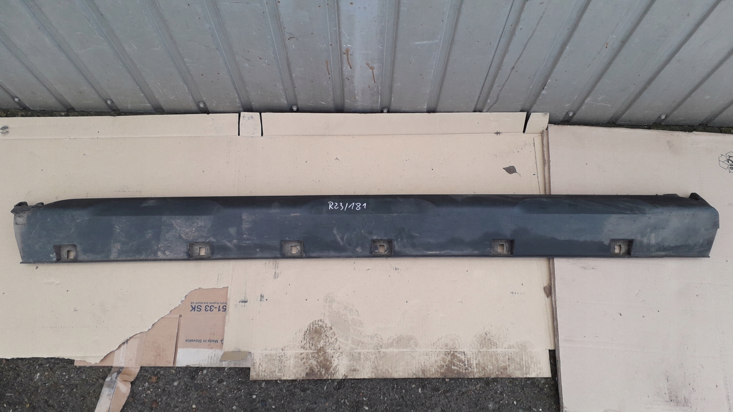 DACIA DUSTER 2 II LISTWA PROGOWA LEWA 768519302R