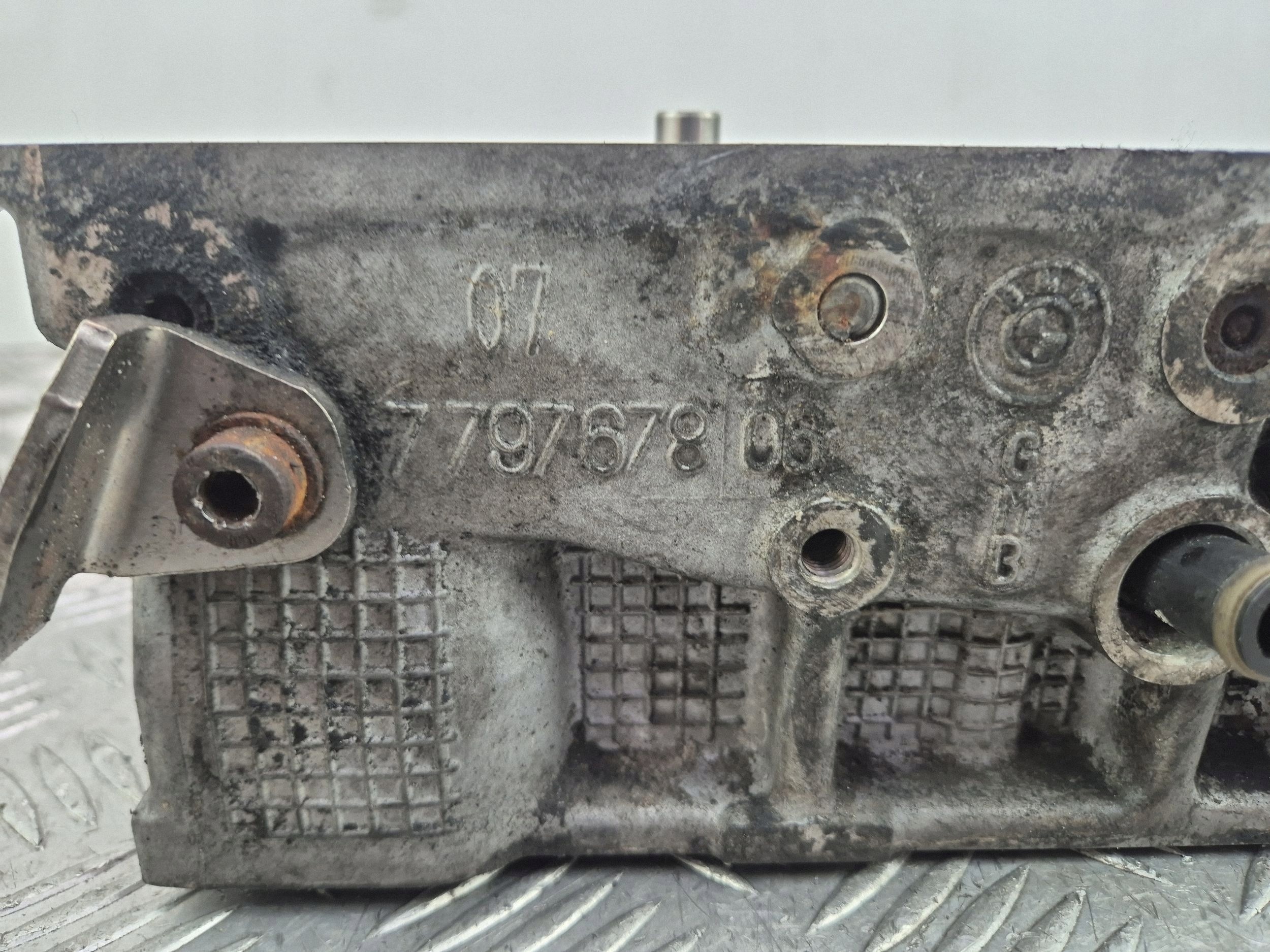testata motore BMW 5 E60 E61 520d 7797678 N47D20A