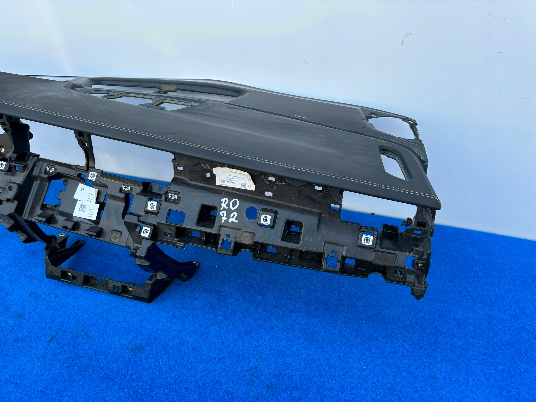 AUDI Q8 4M8 console dashboard below HEAD UP 9774248 RO72