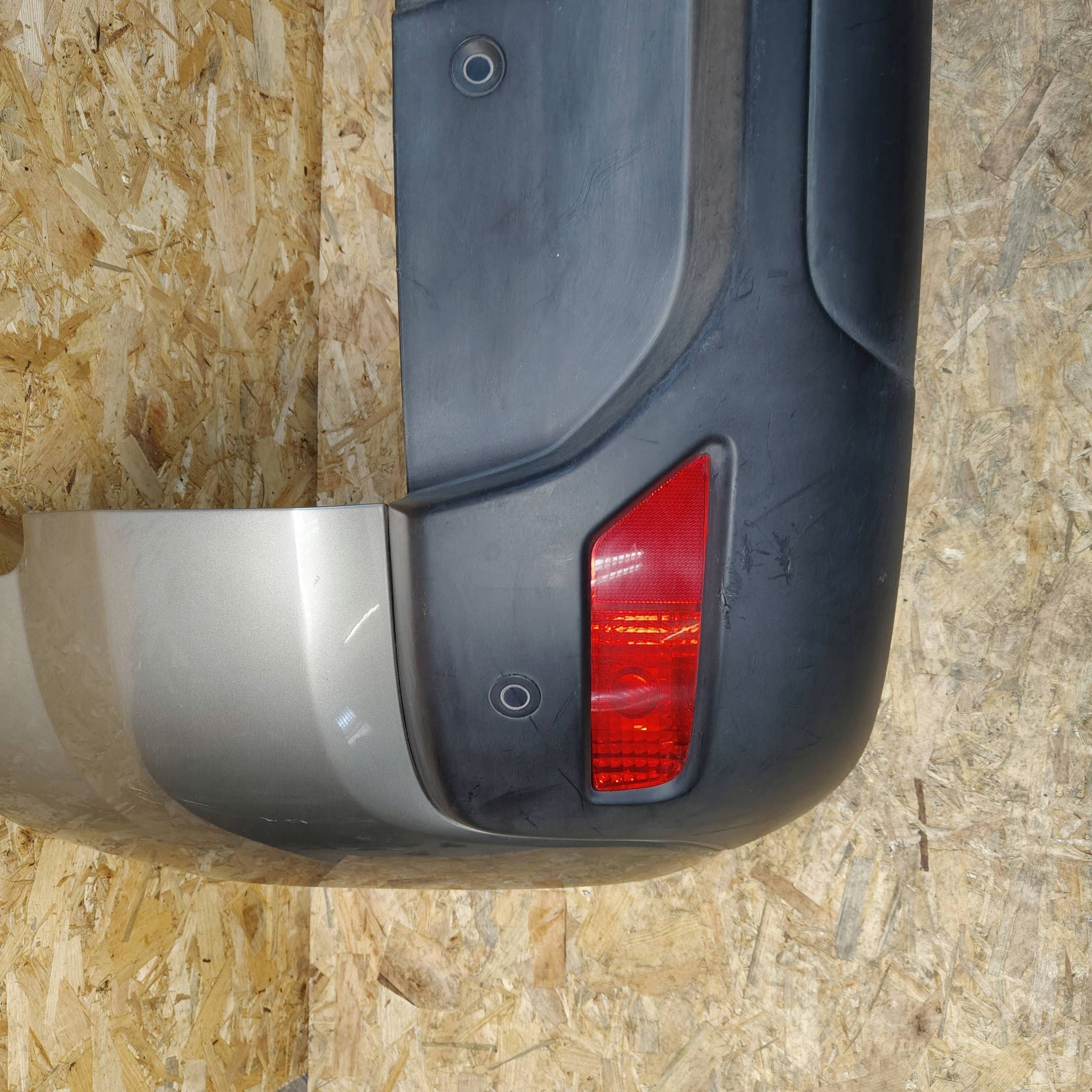 lökhárító hátsó far Peugeot 3008 I 4xpdc
