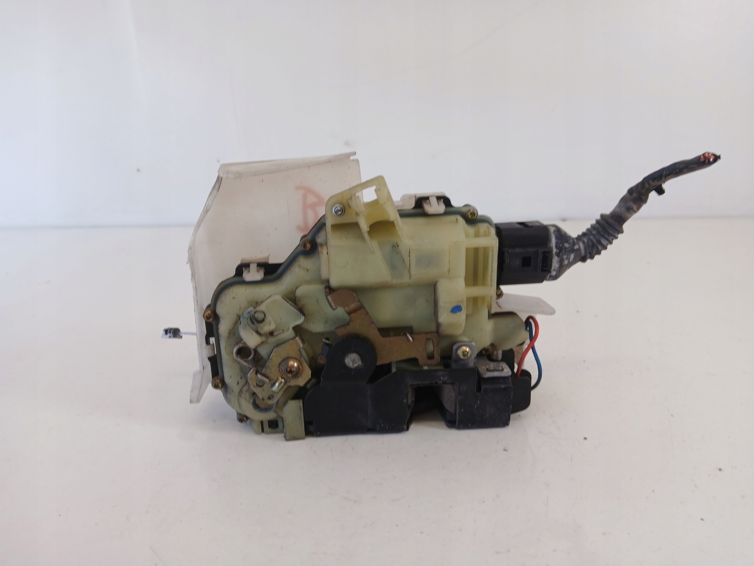 VW PASSAT B5 lock door left front