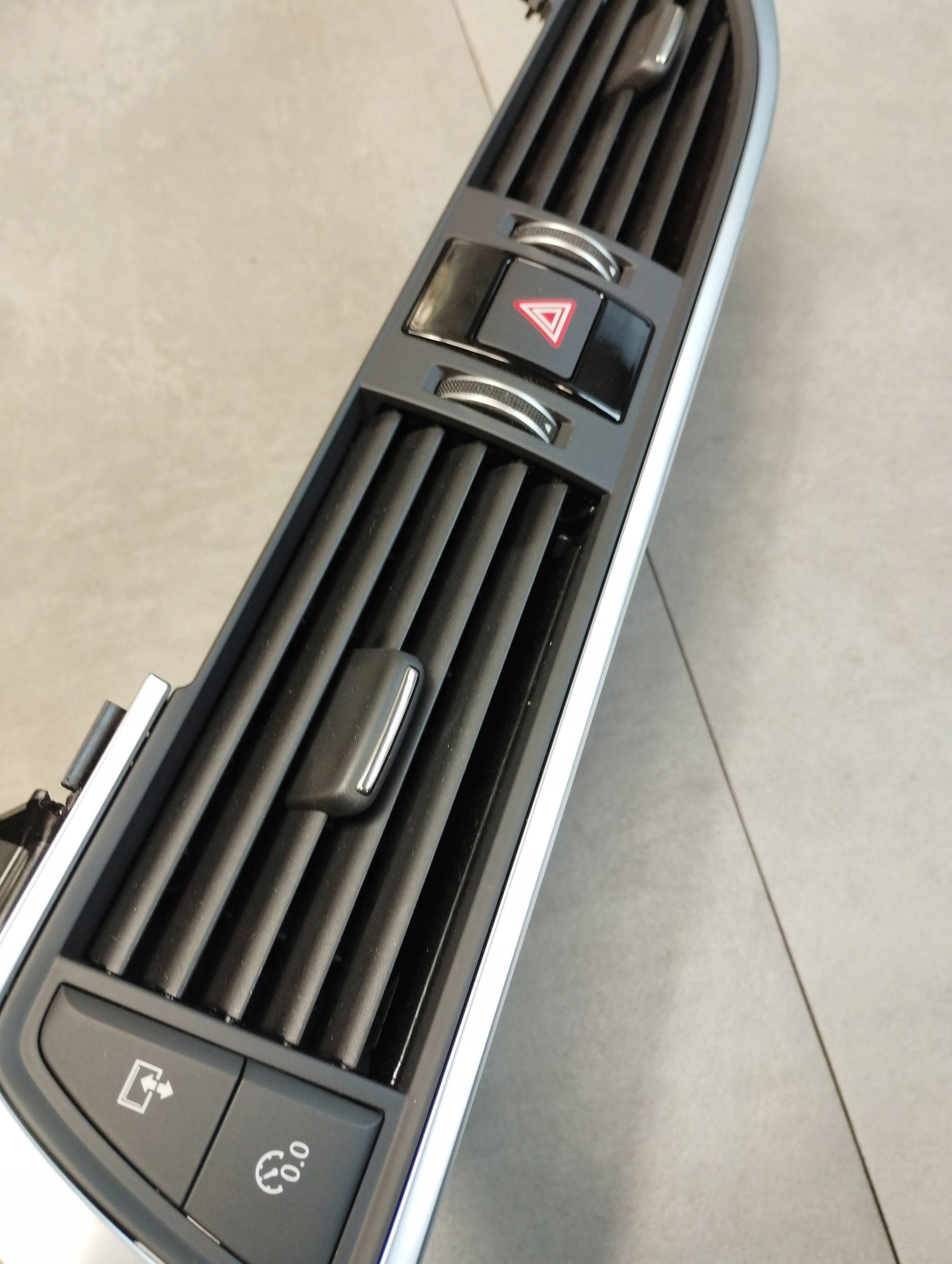 Audi A7 4G KRATKI des lüfters 4G1820951