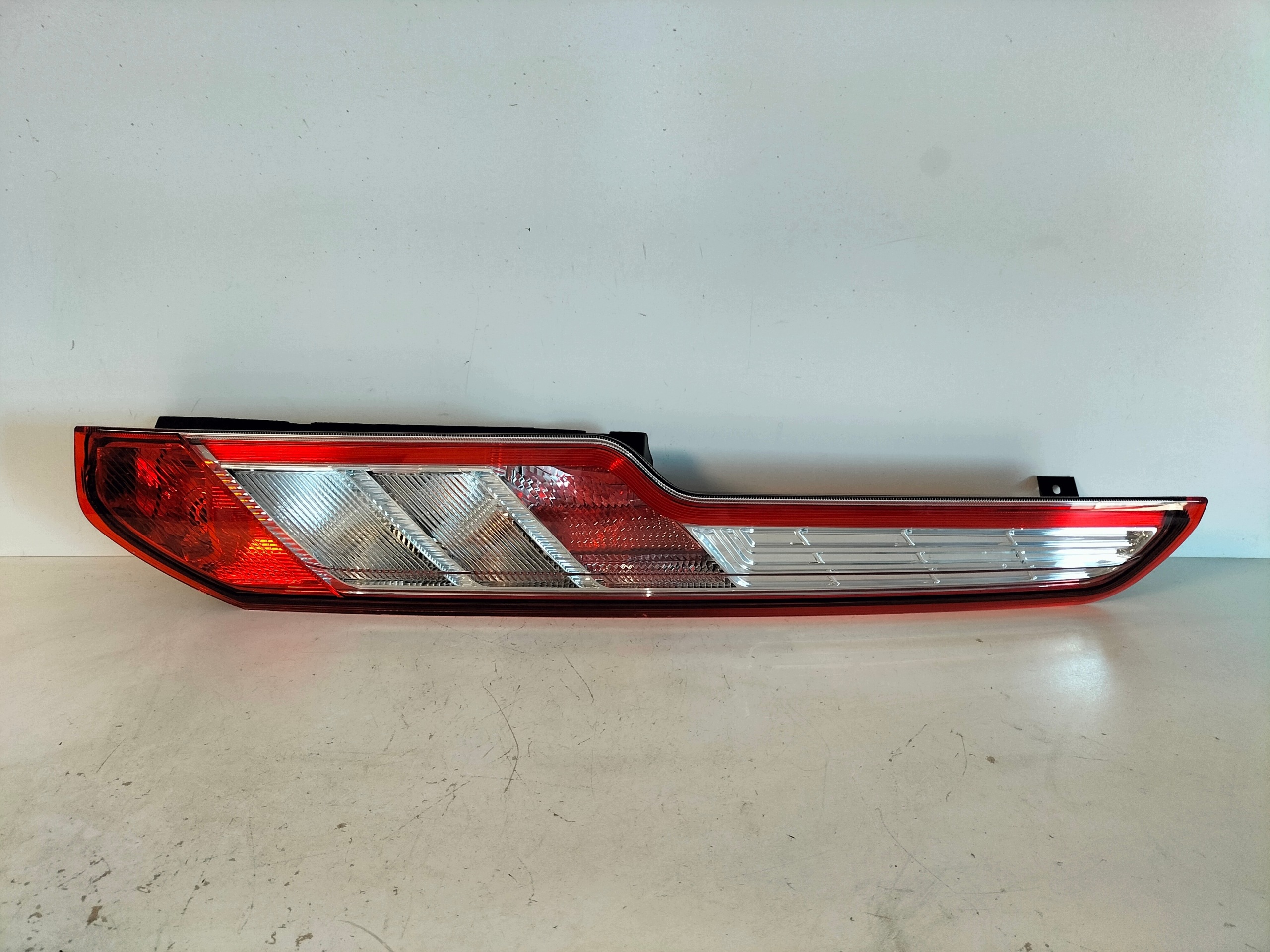 light rear rear part right FORD TRANSIT CUSTOM 13-23