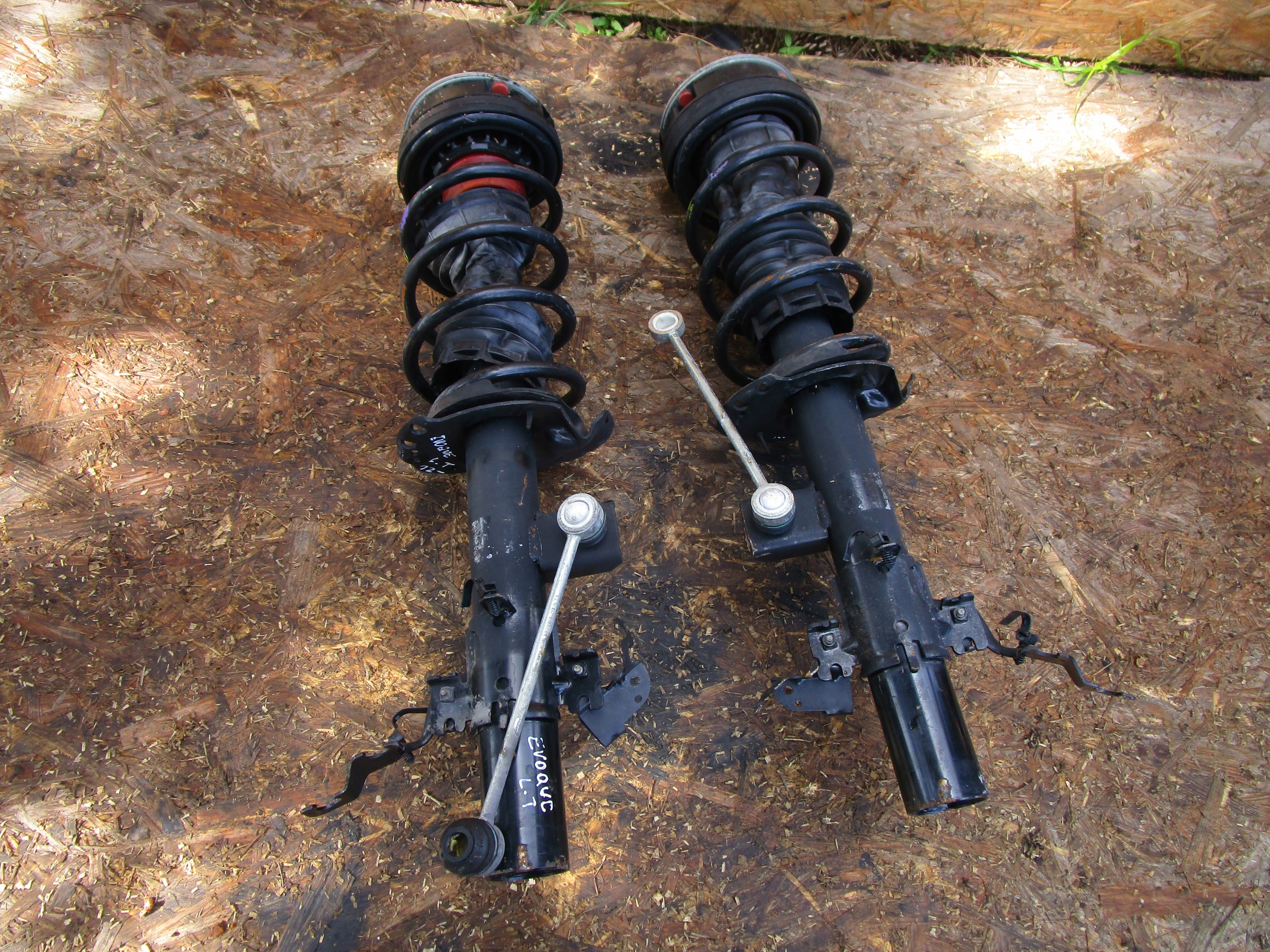 shock absorber rear part right left Range Rover Evoque 12
