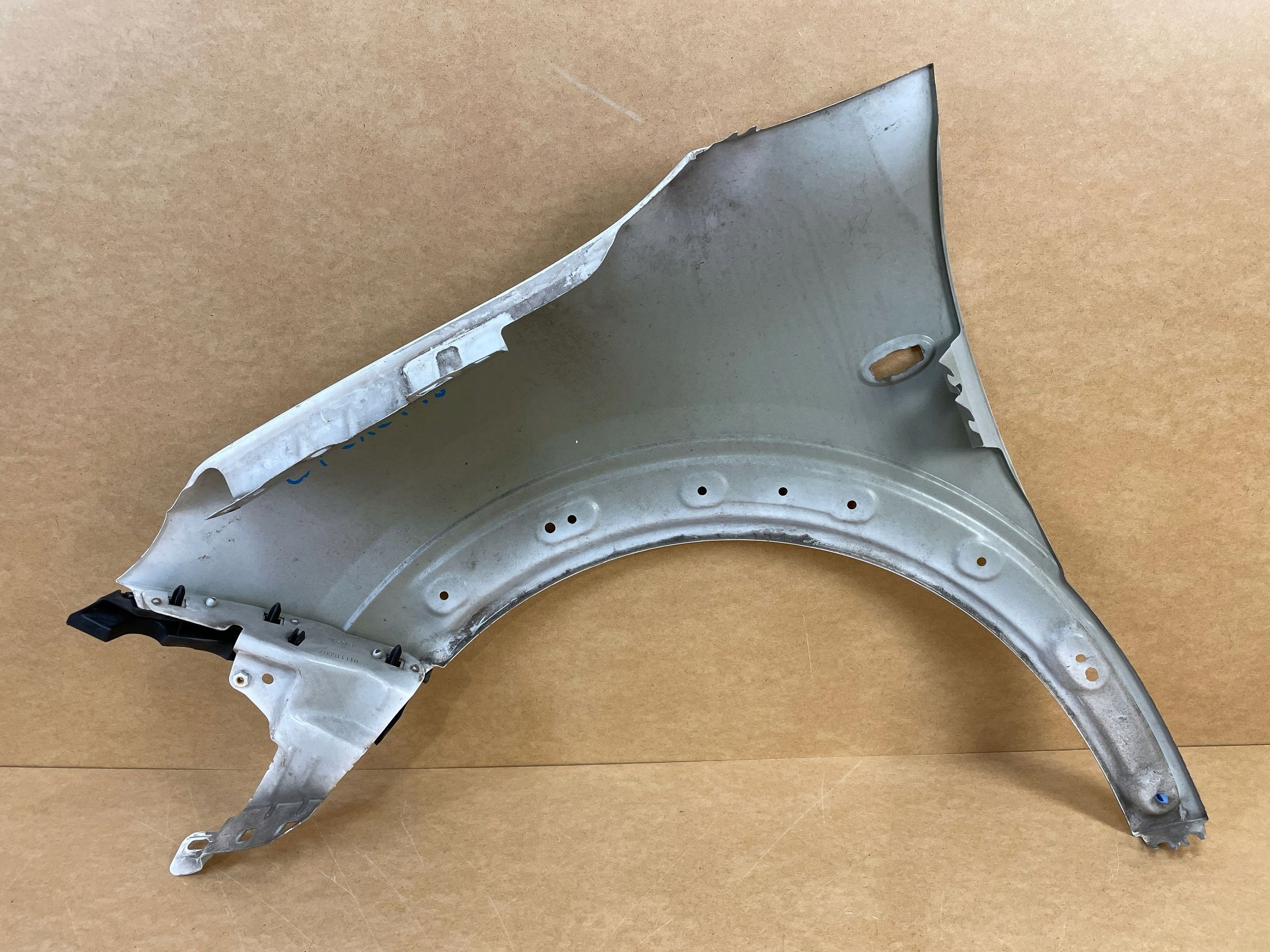 fender right front front CITROEN C4 CACTUS 2014-2017