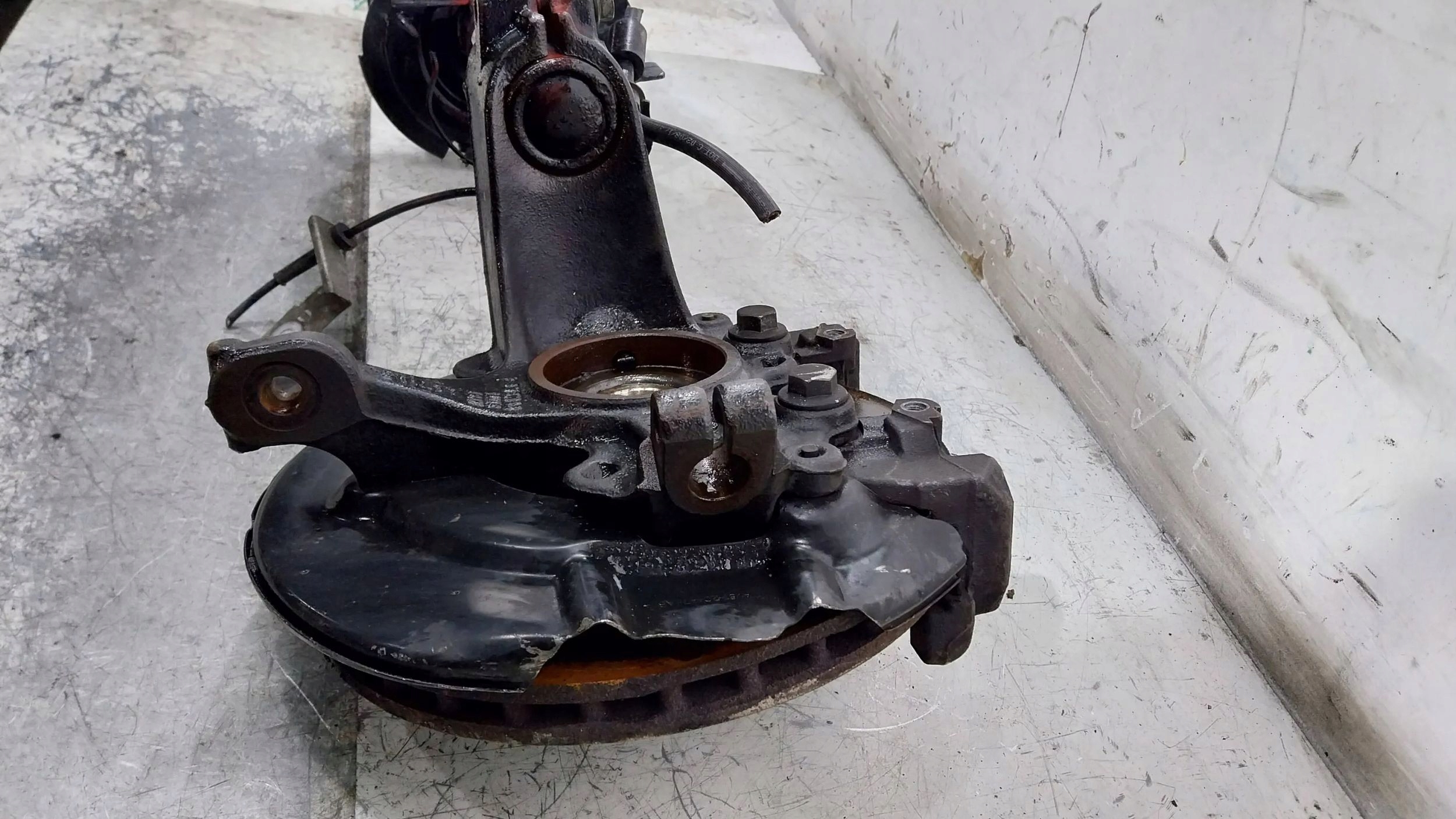 swing shock absorber left front AV61-3K171-DAC FORD FOCUS MK3 C-MAX MK2