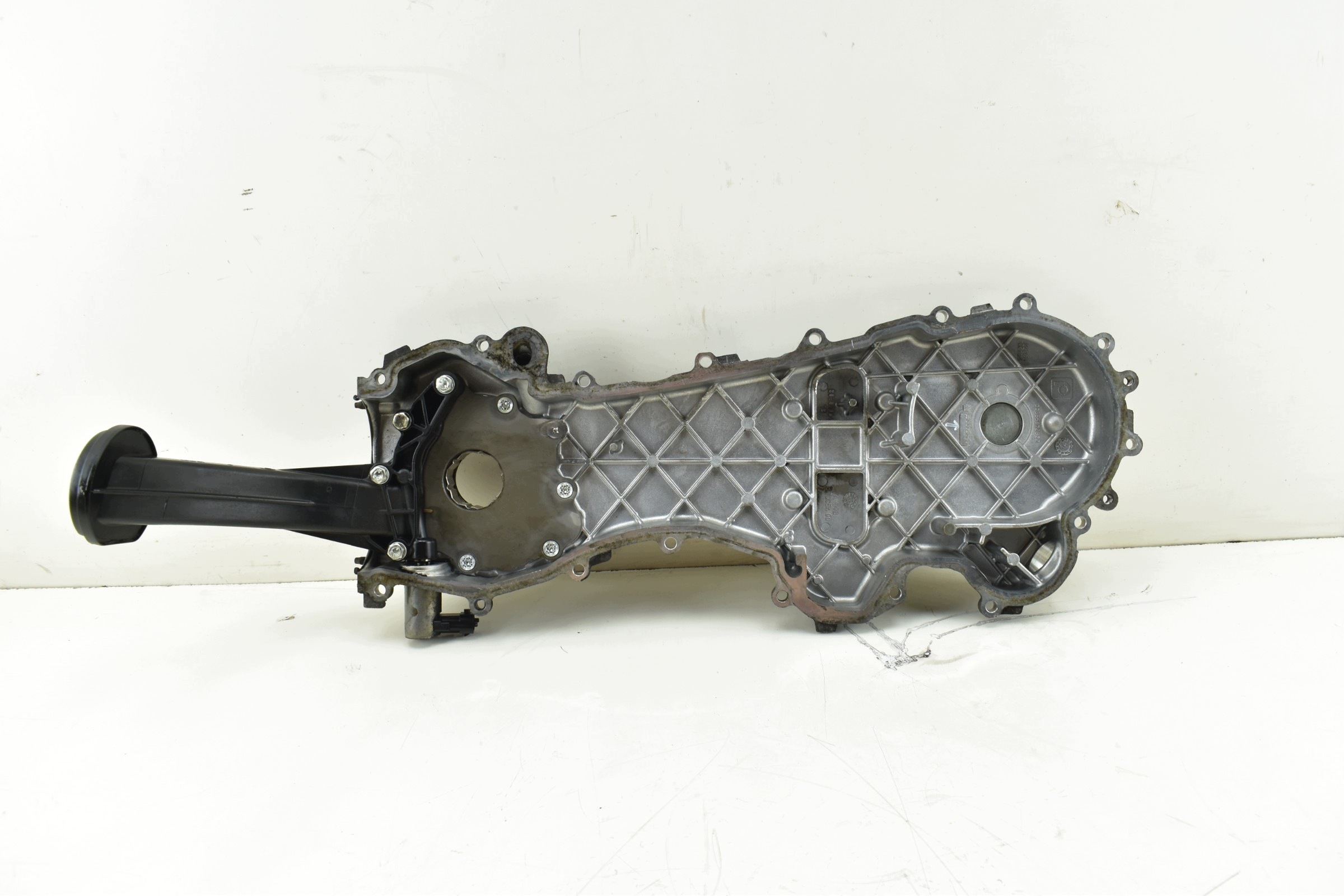 couvercle carter distribution OPEL ASTRA J CORSA D 1.3 CDTI 55575253