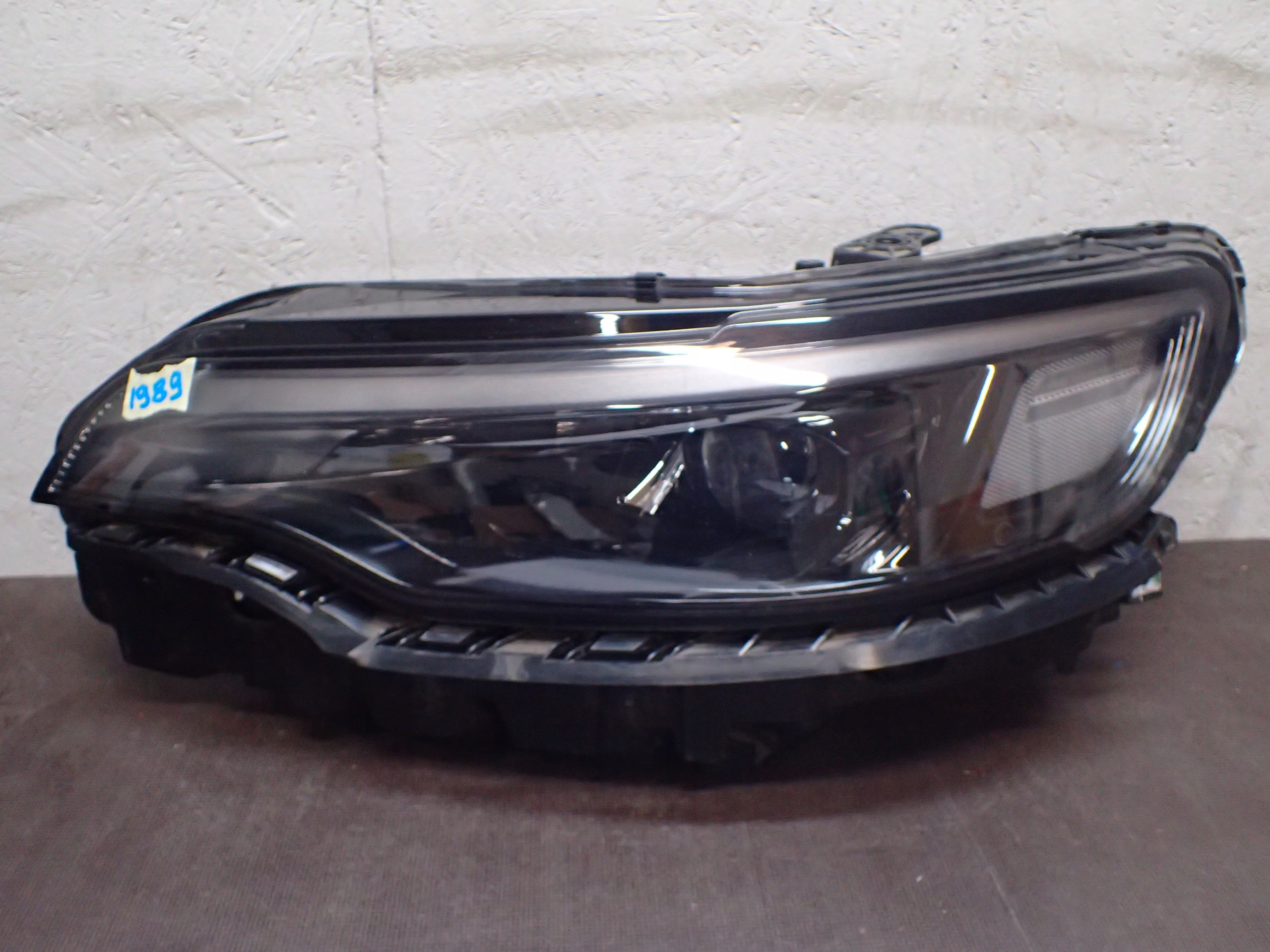 LAMPA PRZÓD LEWA JEEP CHEROKEE KL FULL LED LIFT 18