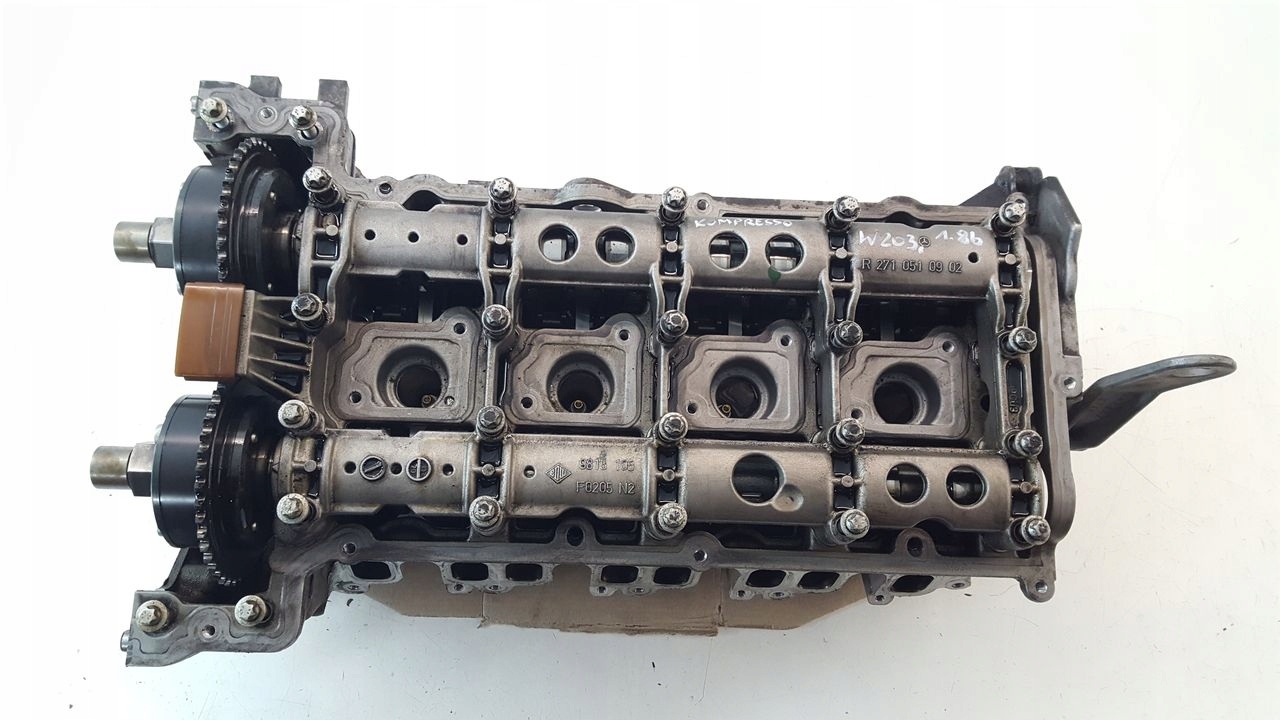 TESTATA Motore Mercedes W203 1,8 200 CGI