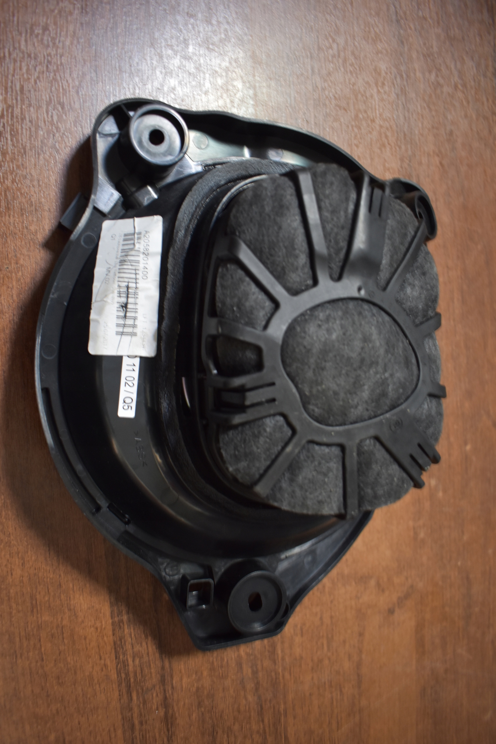 IDEALNY speaker MERCEDES 1