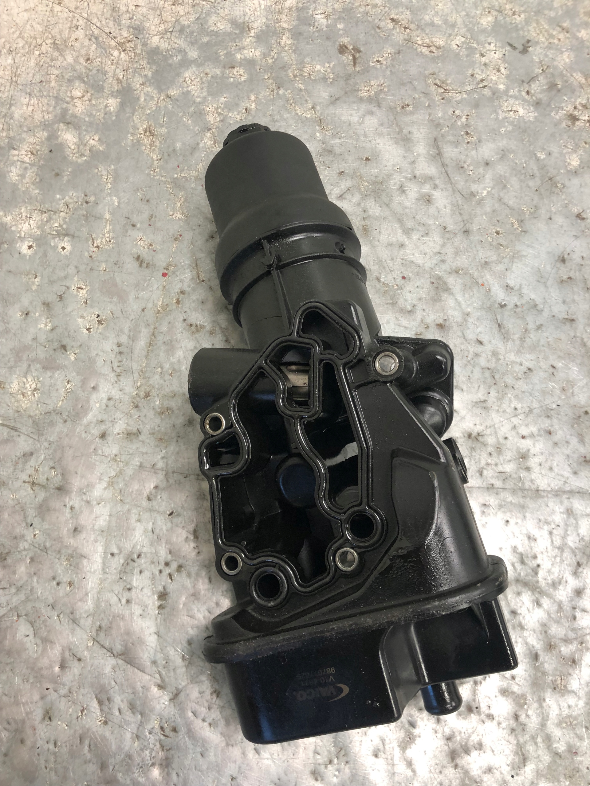 Gehäuse filter oil BLX 2.0 FSI VW GOLF V V10-4621