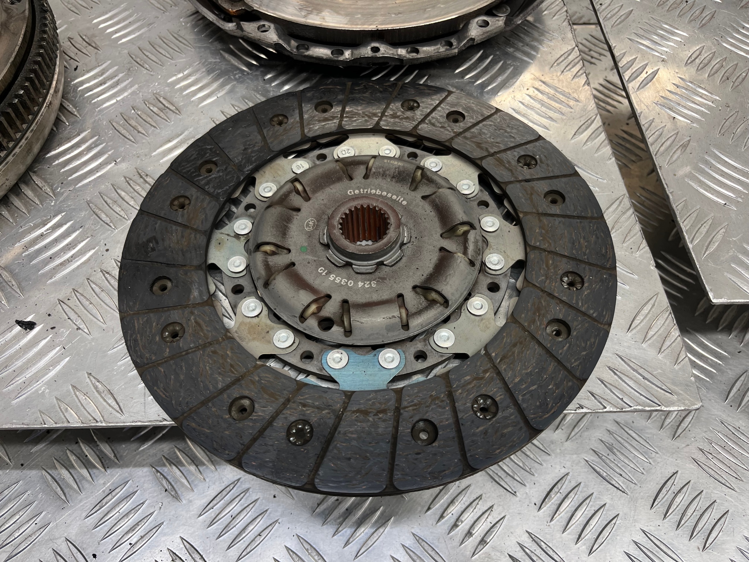 Embrayage Complets VOLKSWAGEN TOURAN 1