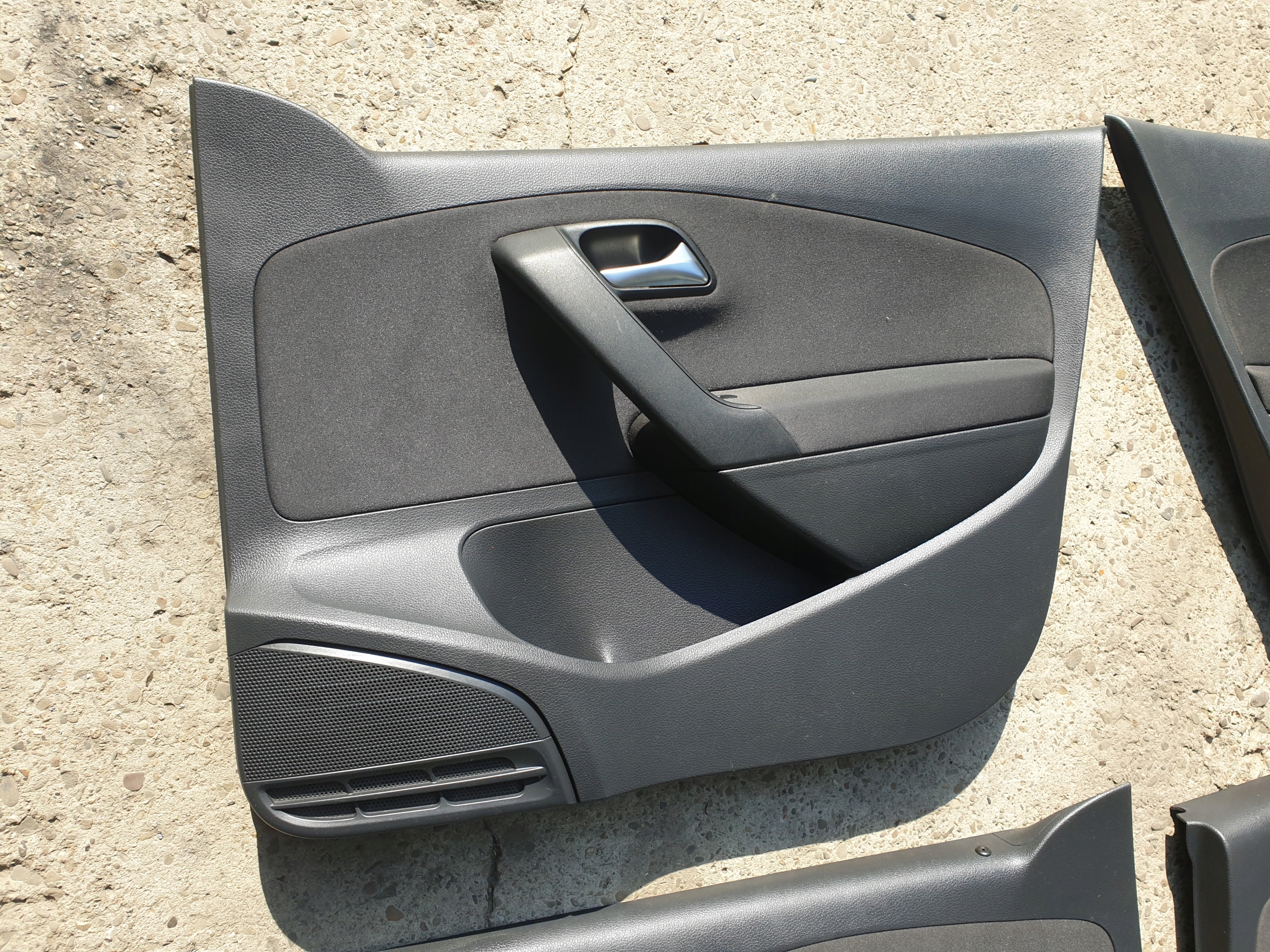 side upholstery for door VW POLO 5 V 6R 2009- 5D