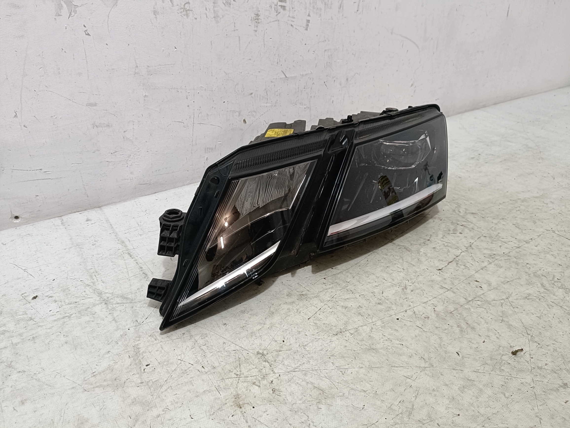 SKODA OCTAVIA 3 III FL LIFT 16-20 light left FULL LED 5E1941015F