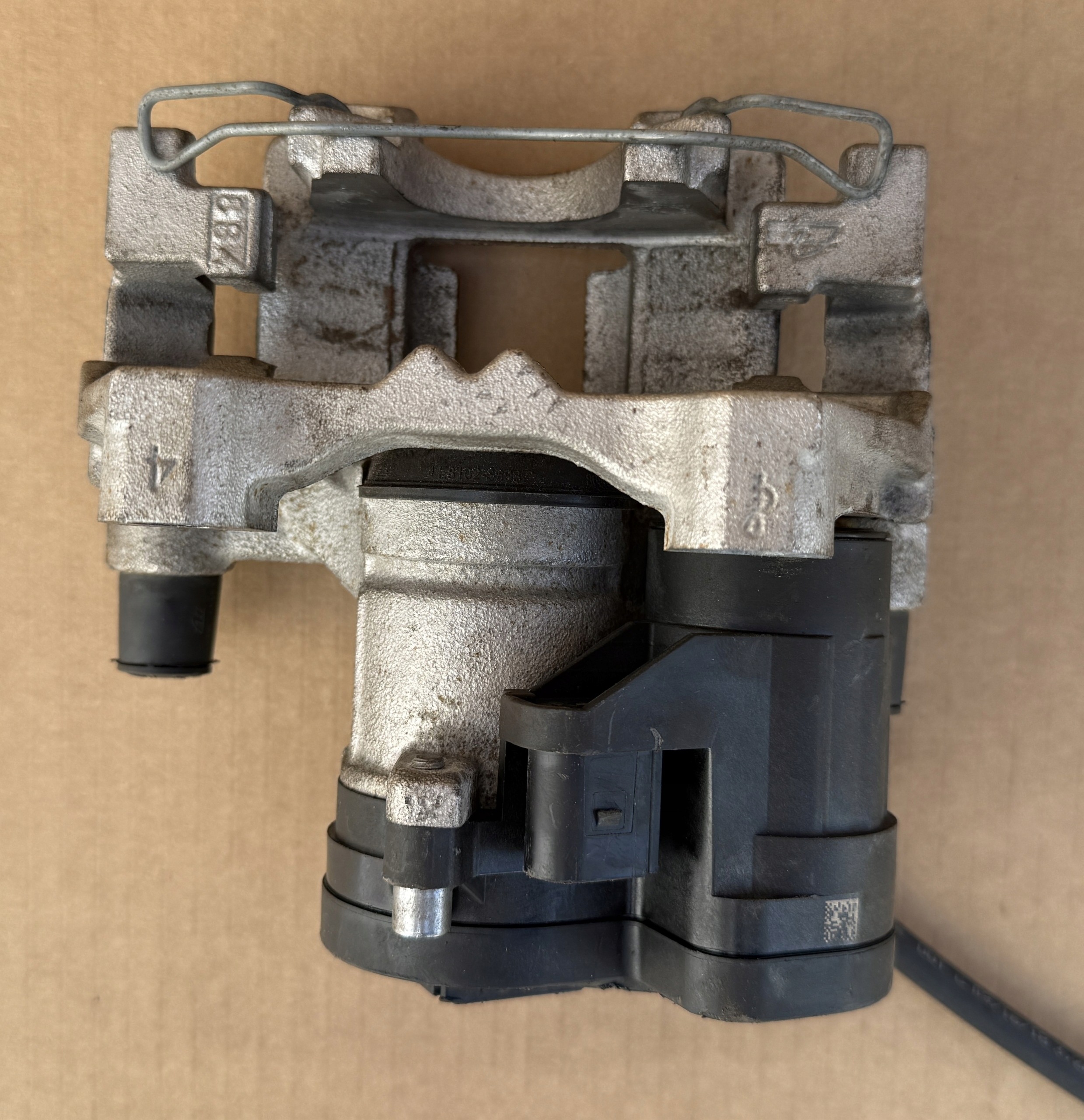 caliper brake 3Q0615405M rear part left VW SKODA original