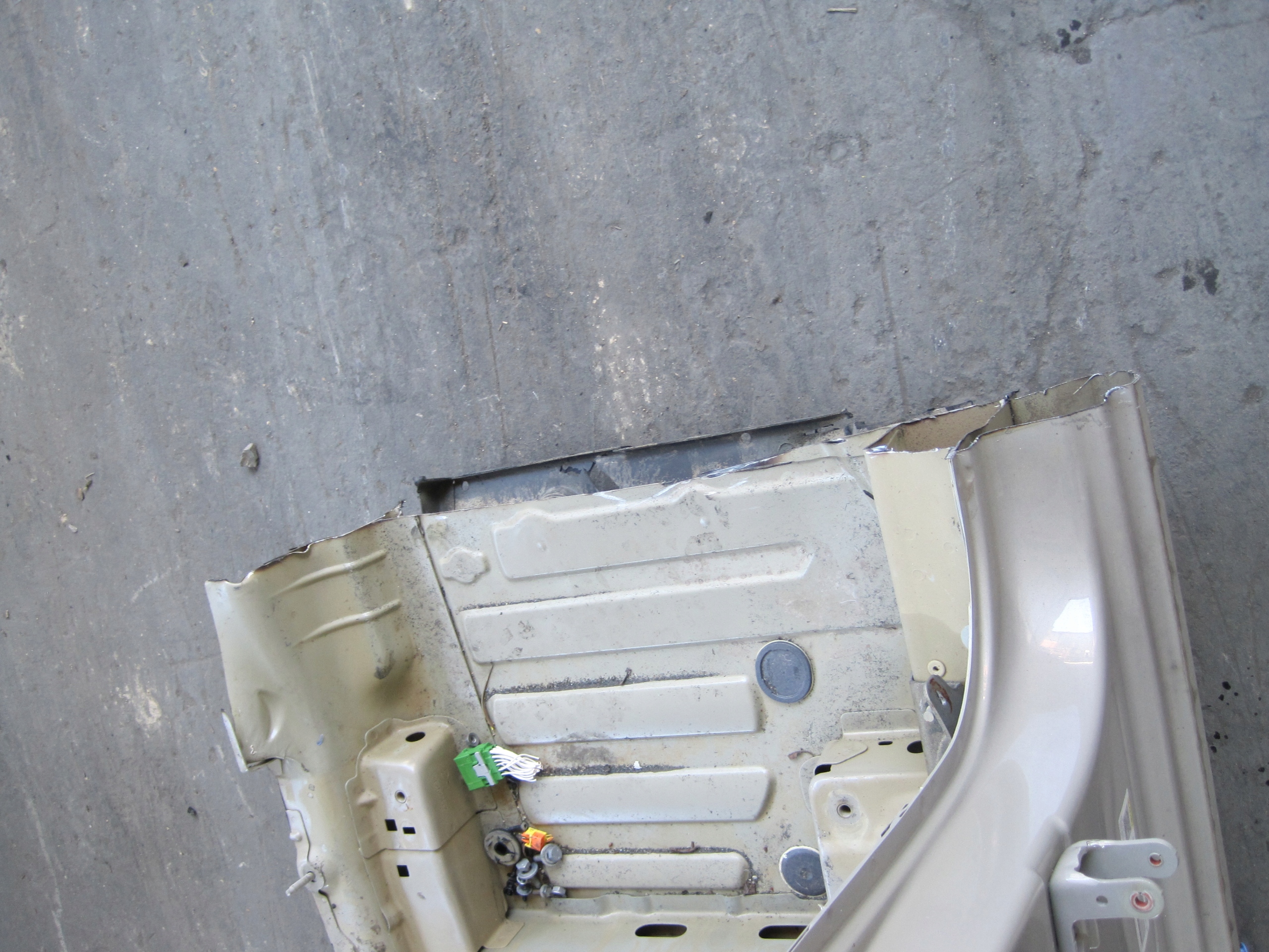 quarter left CITROEN C3 III 23R