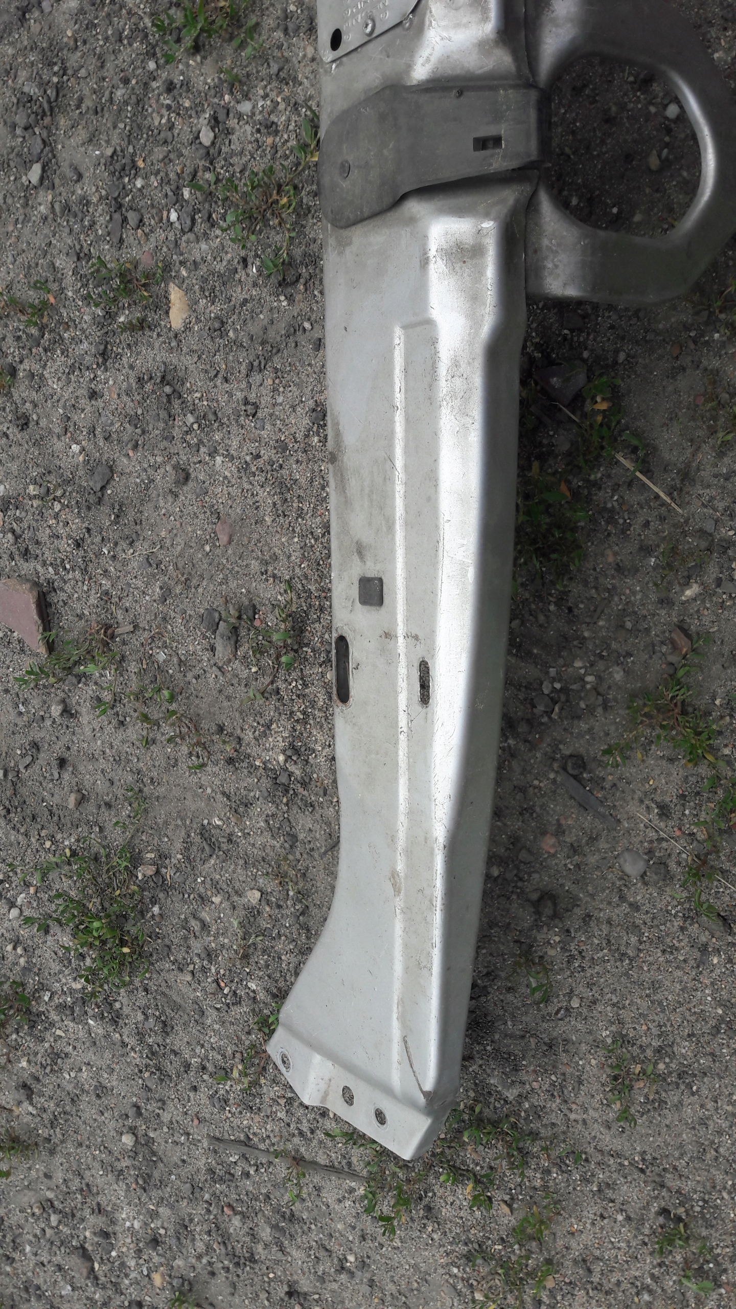MERCEDES W210 support panel for radiators pillar upper