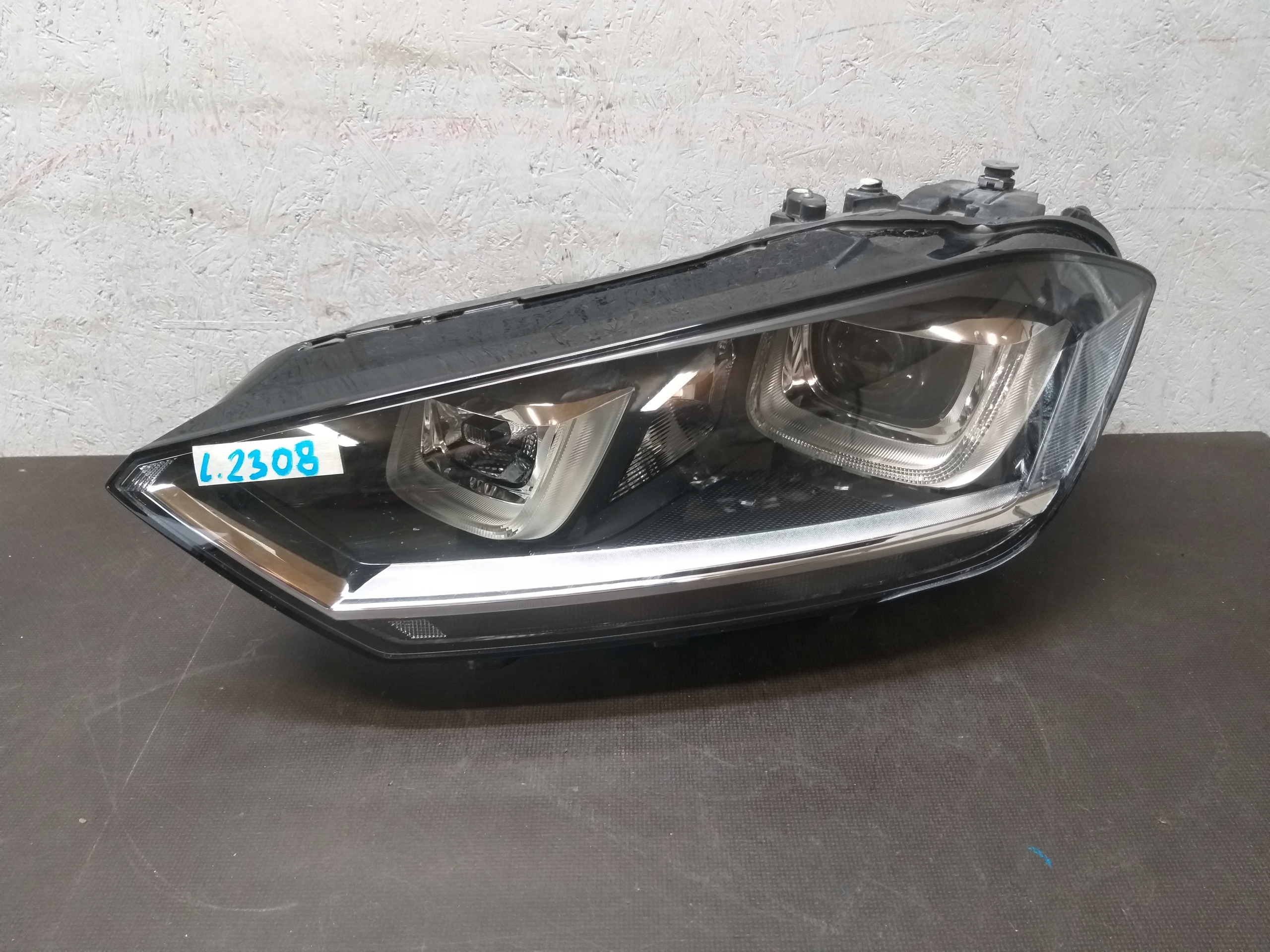 LIGHT FRONT LEFT VW SPORTSVAN XENON POSITIONING LED