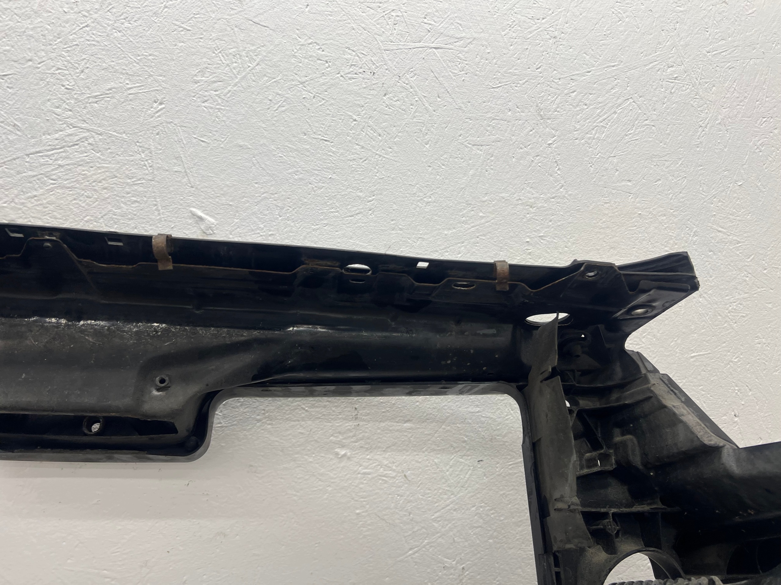support panel for radiators pillar iron front 7L0907341A VW TOUAREG 7L and LIFT